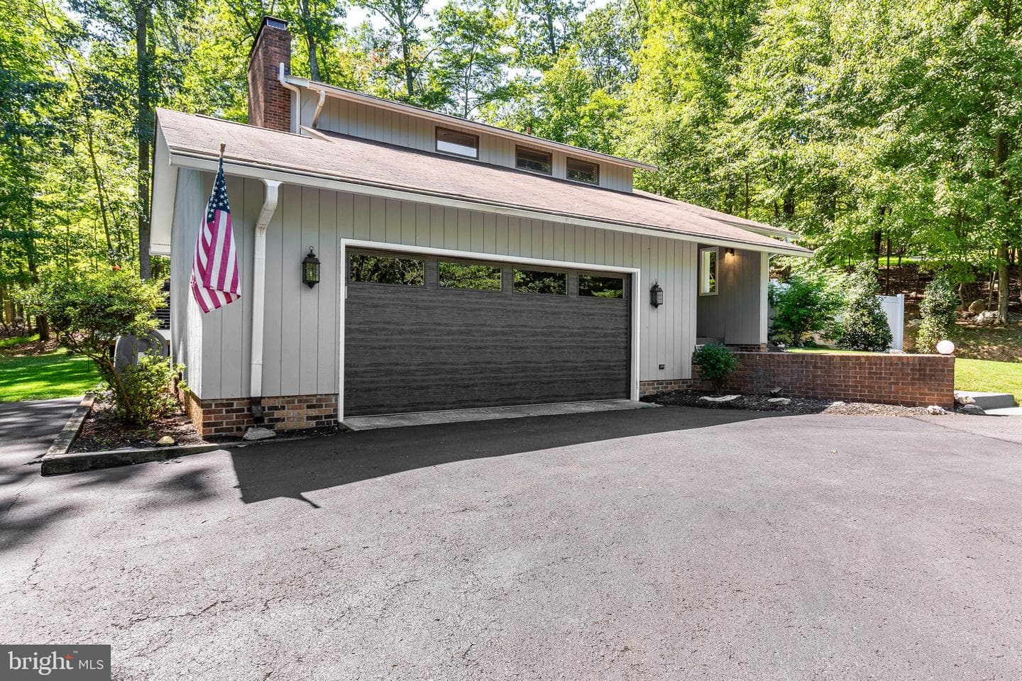 8910 Mountainberry Circle photo 3