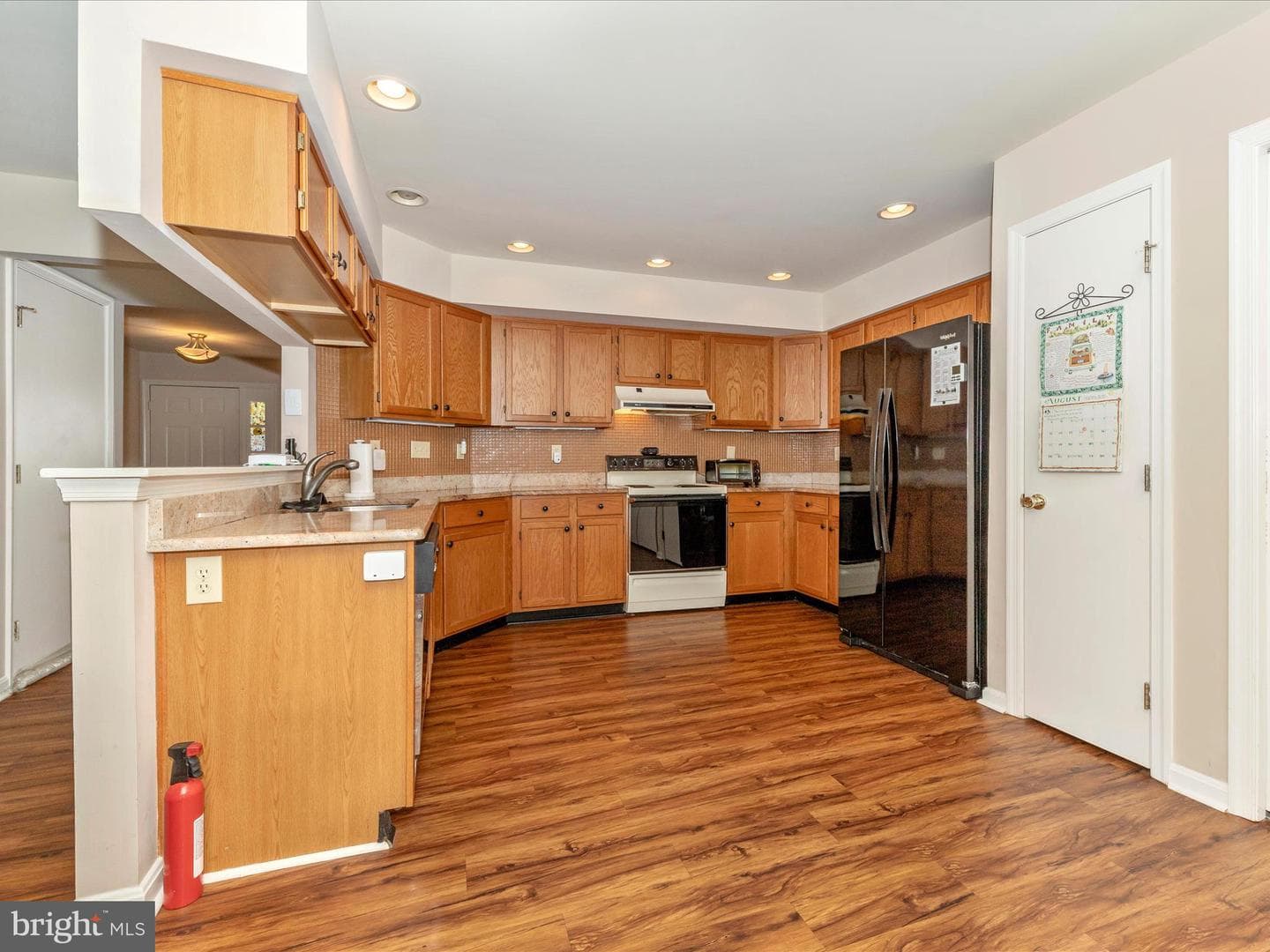 868 Waterford Drive photo 15