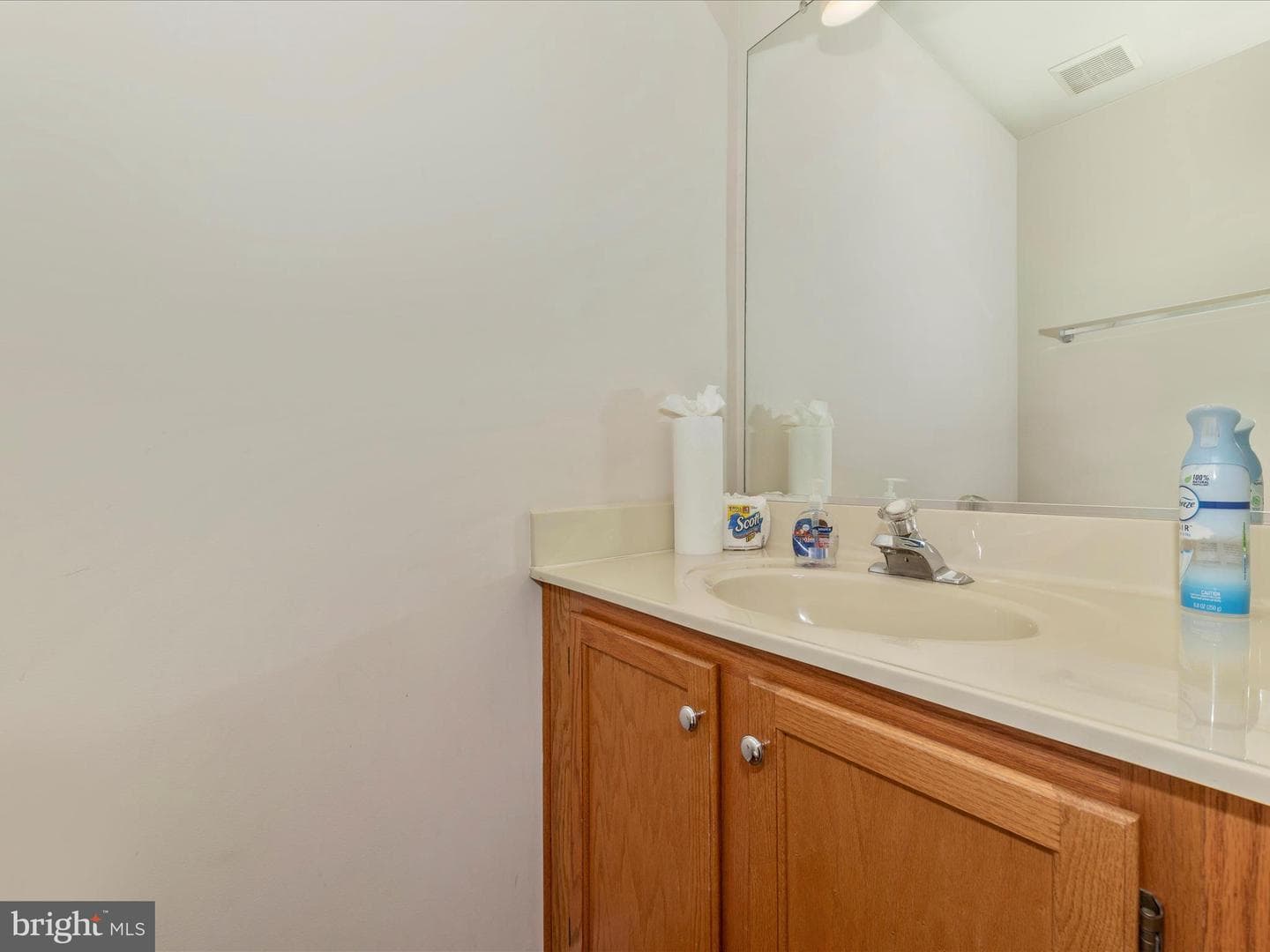 868 Waterford Drive photo 21