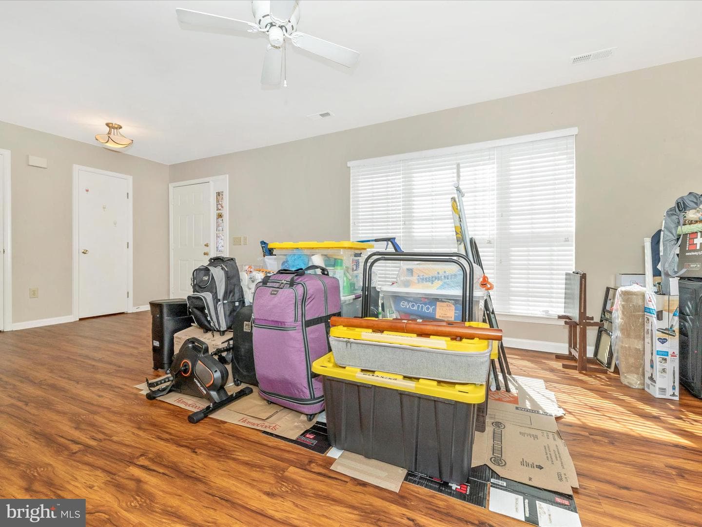 868 Waterford Drive photo 9