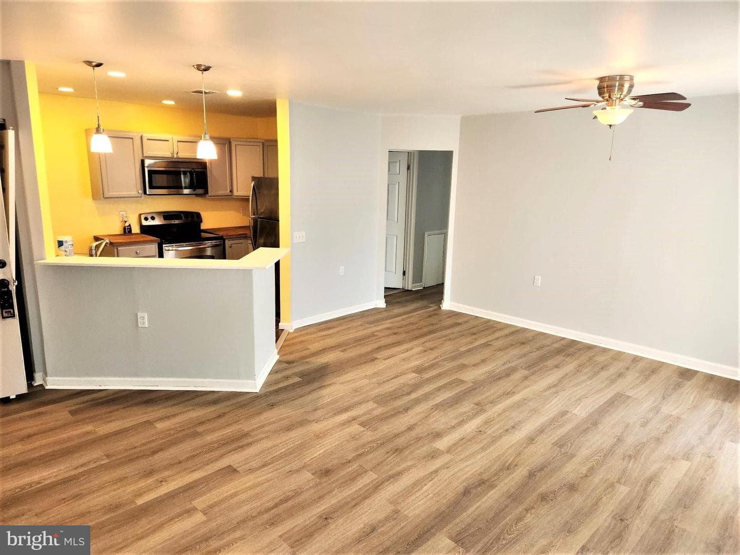 5701 Lavender Plaza #f photo 2