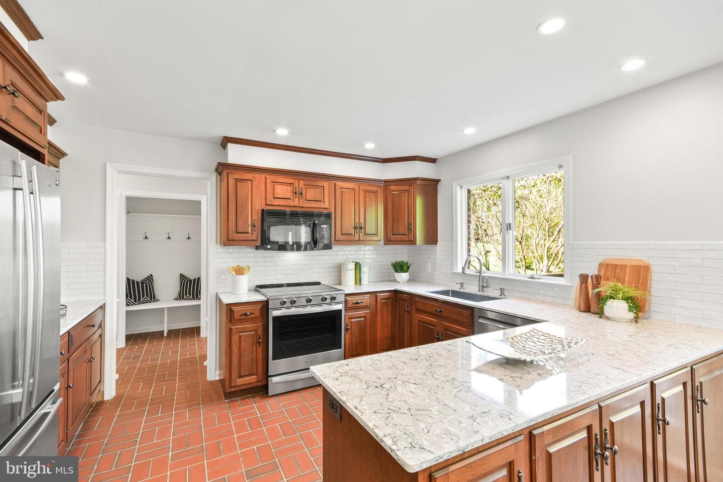2626 Urbana Pike photo 55