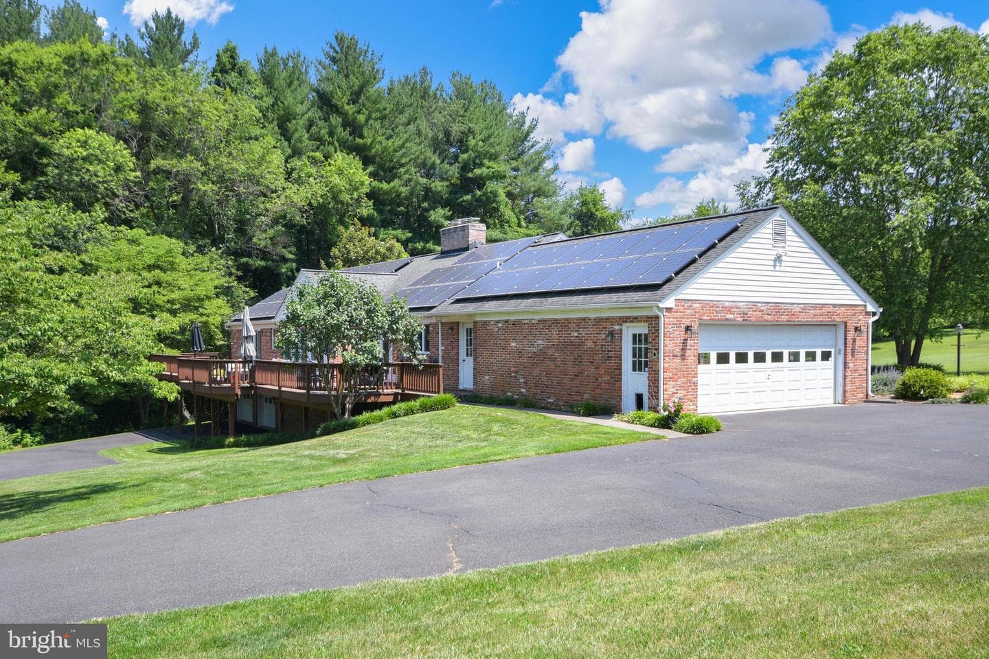 2626 Urbana Pike photo 9