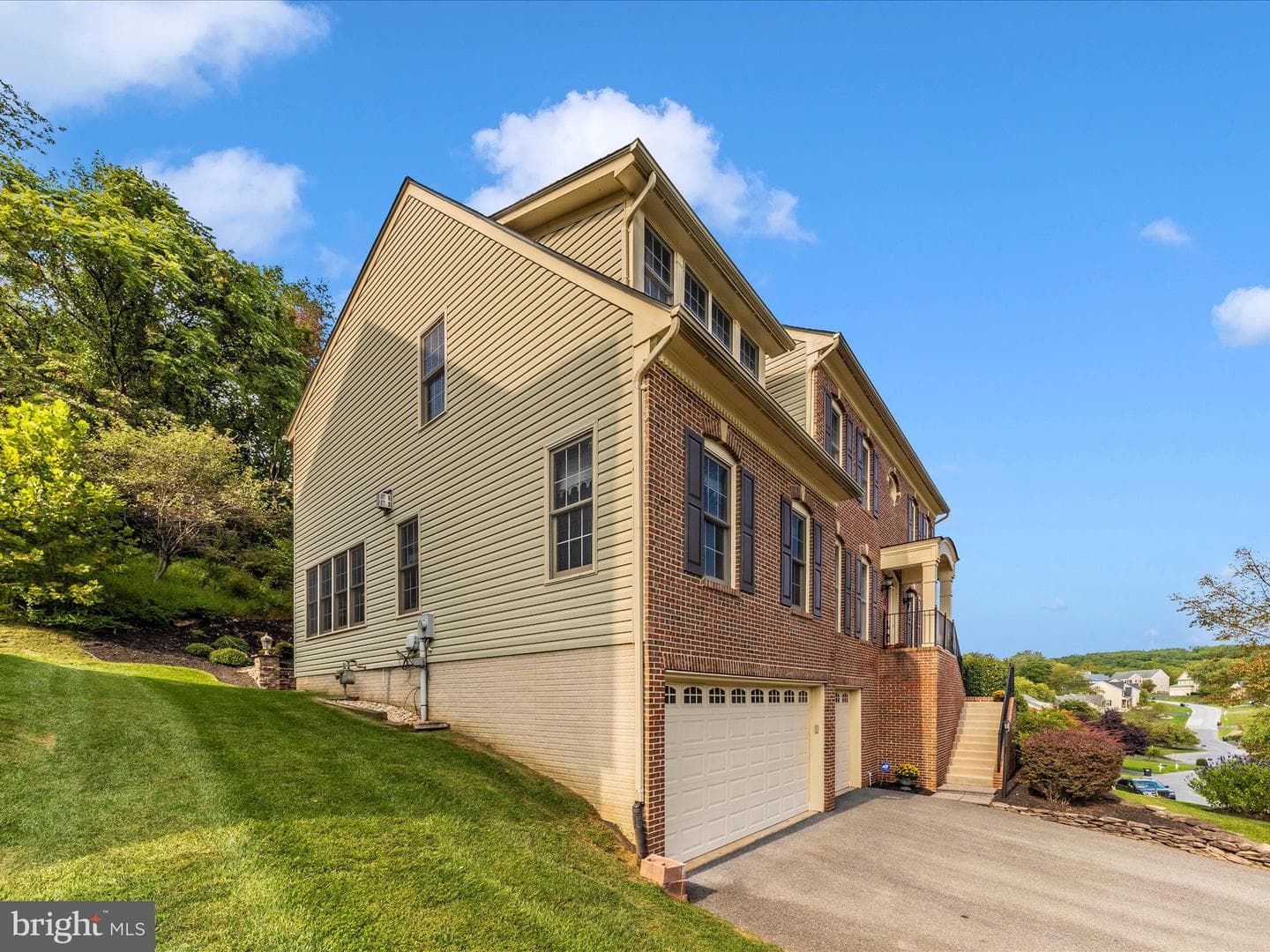 9635 Woodland Road photo 49