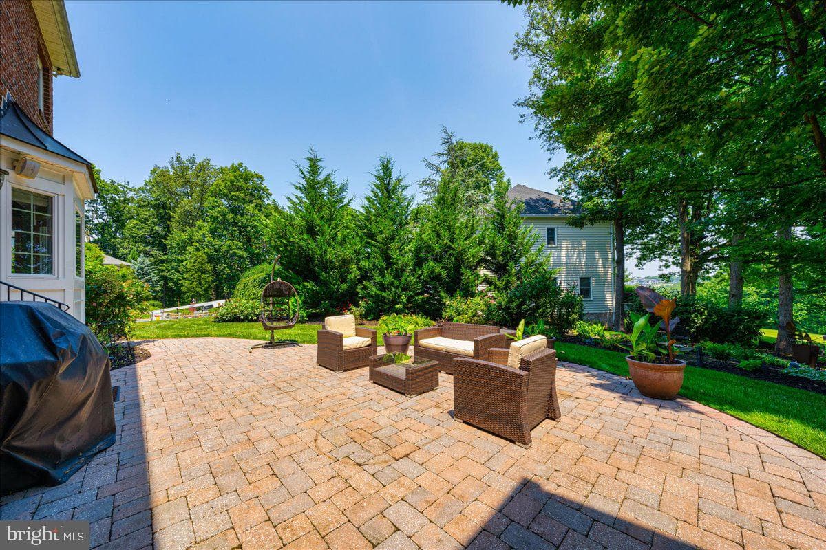 8701 Berwick Place N photo 84