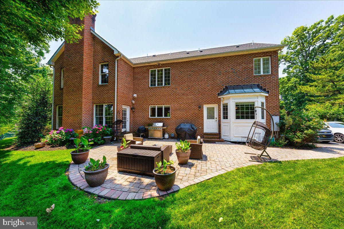 8701 Berwick Place N photo 85