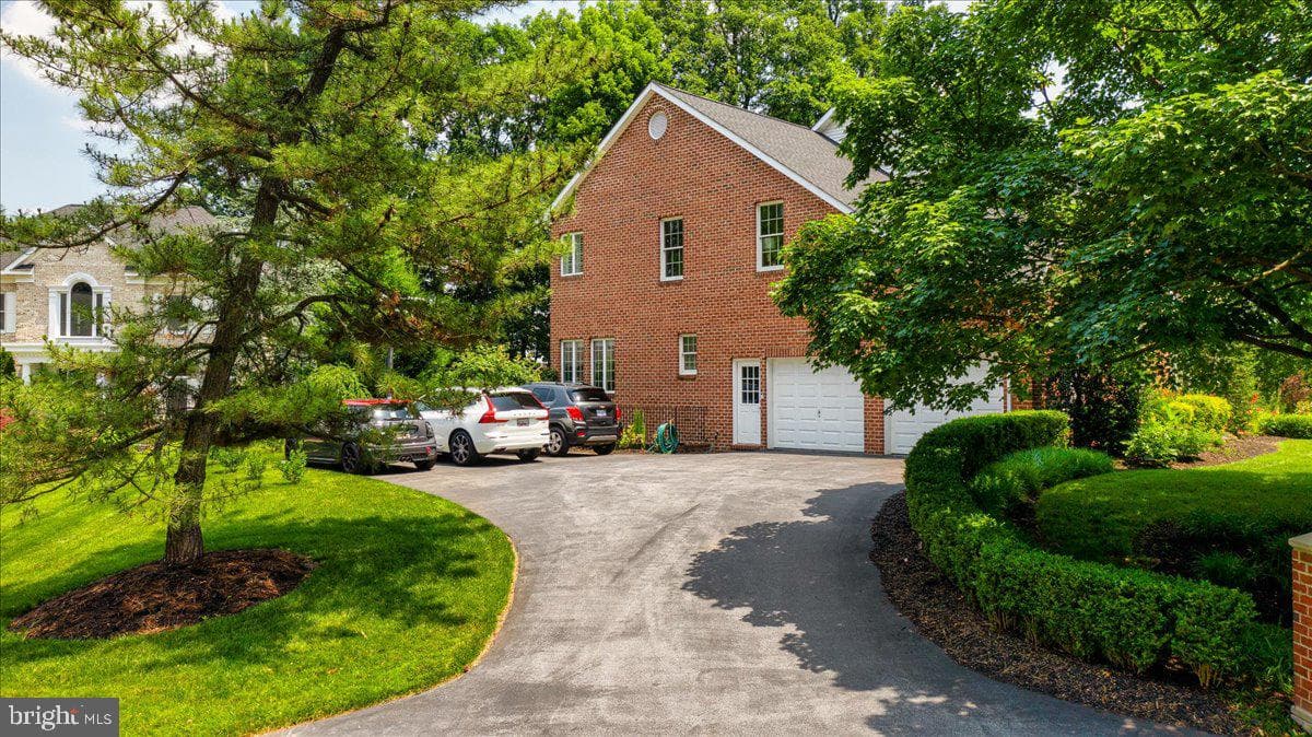 8701 Berwick Place N photo 92