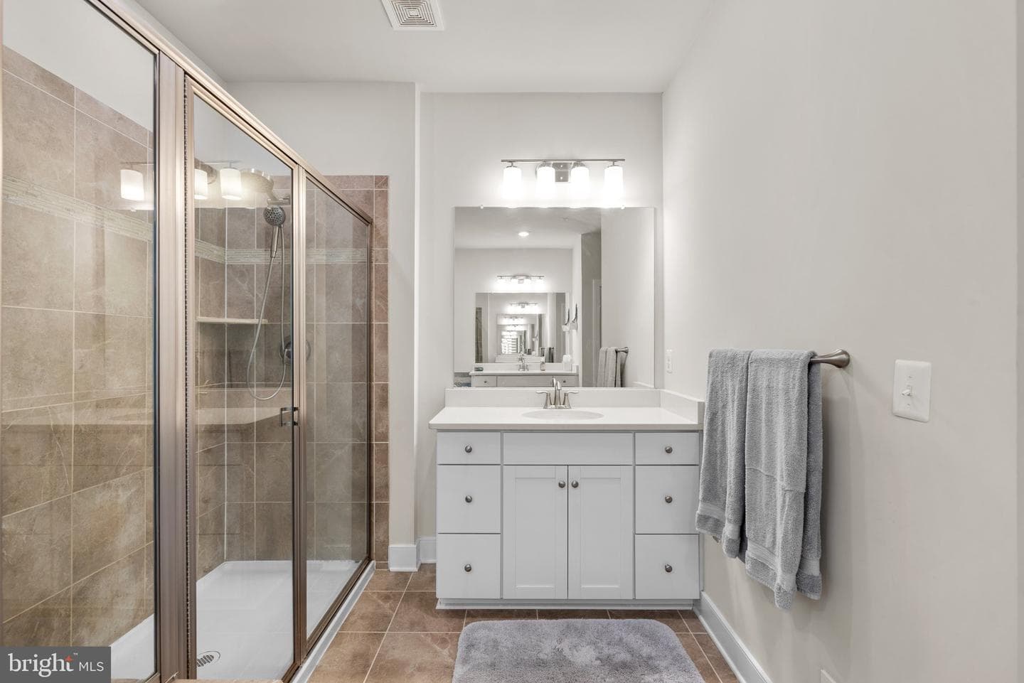 5209 Continental Drive photo 33