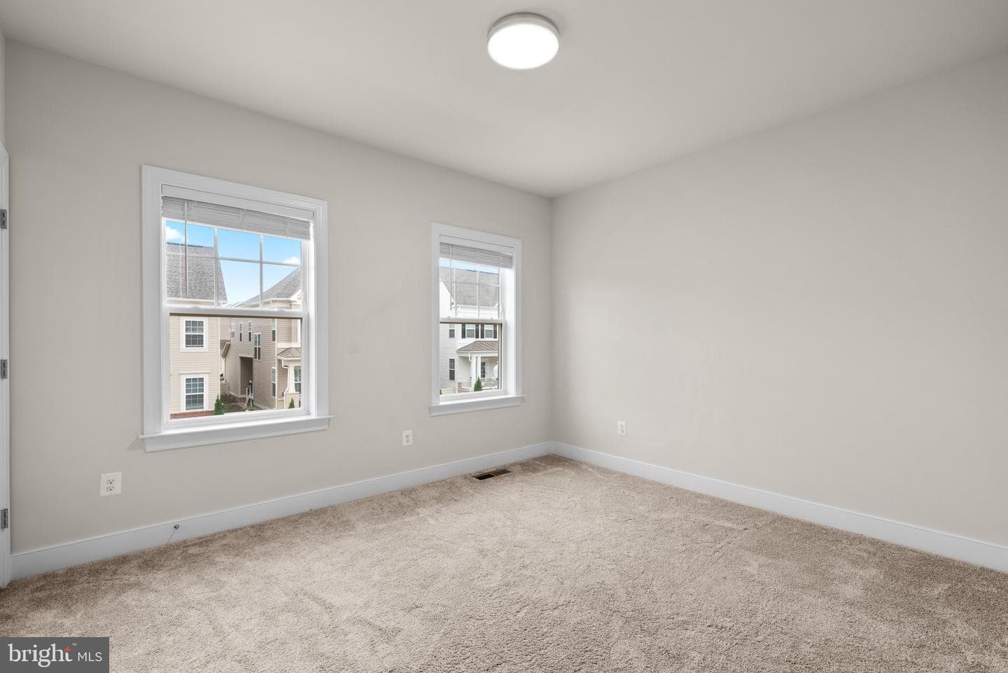 5209 Continental Drive photo 40