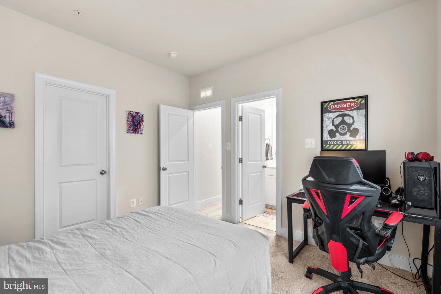 5209 Continental Drive photo 47