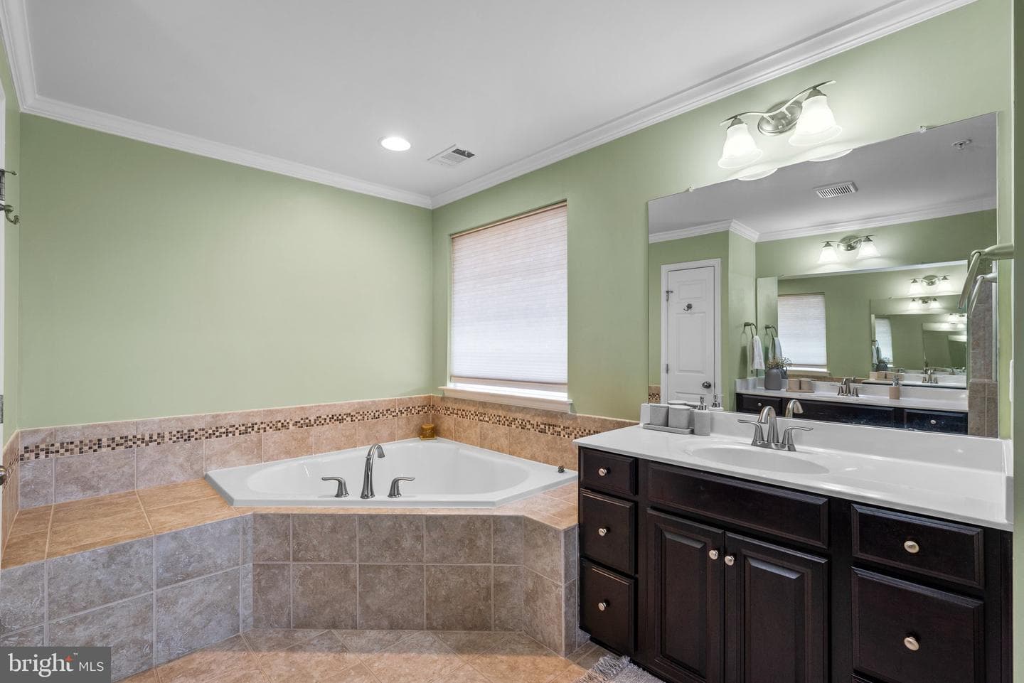213 Windom Way photo 40