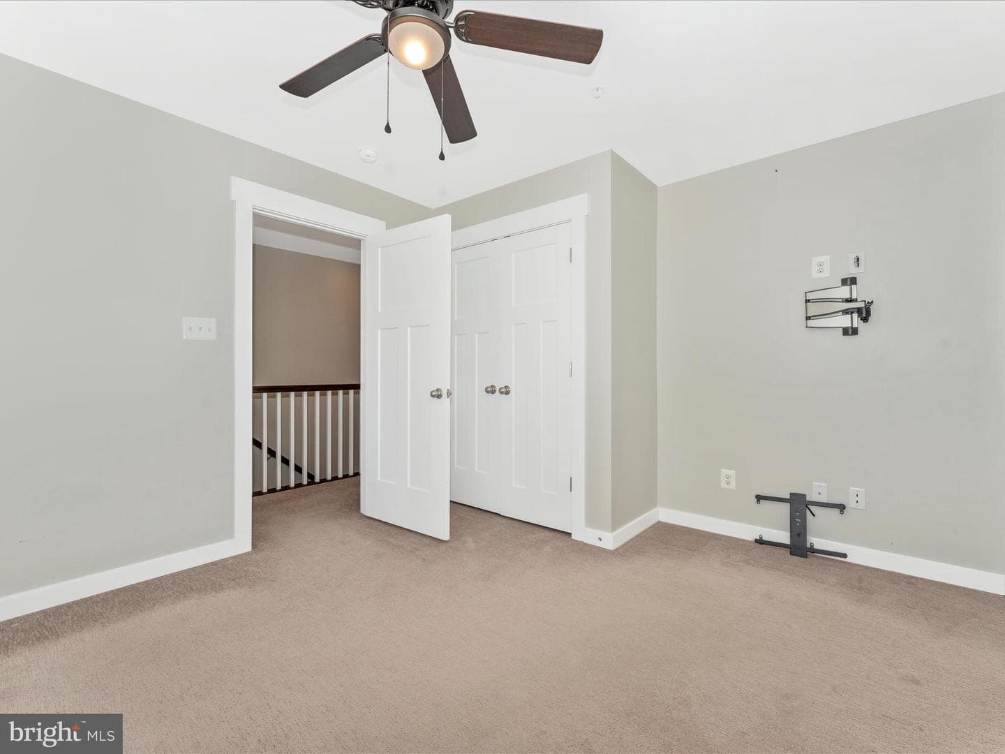 608 Gillespie Drive photo 29