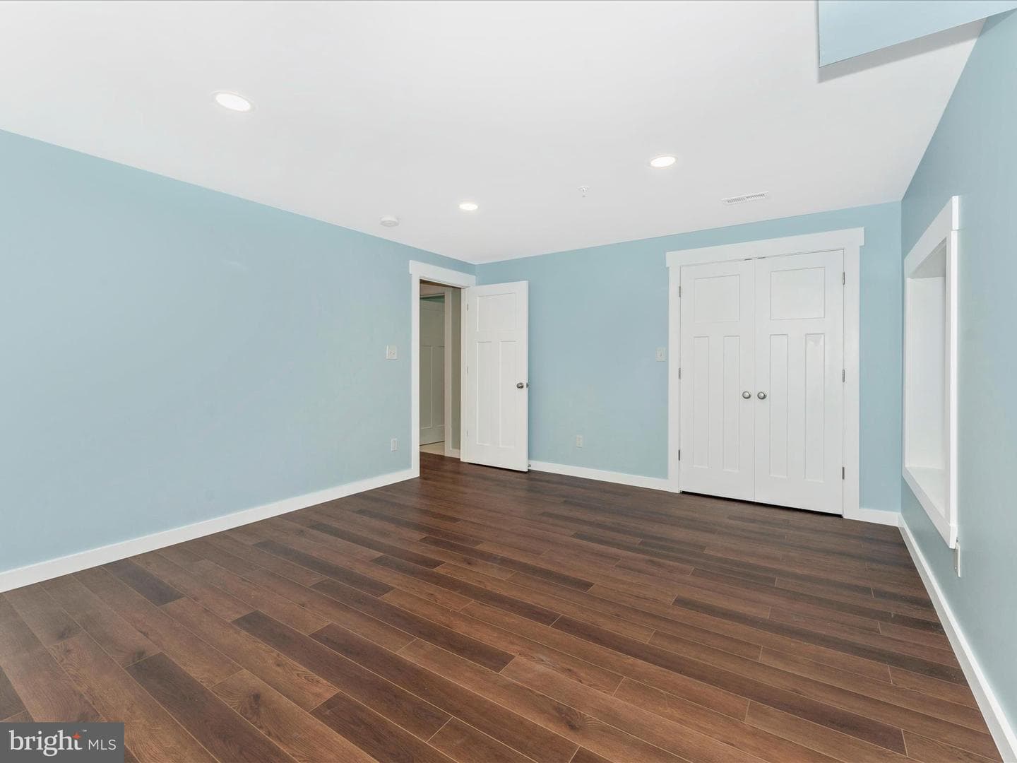 608 Gillespie Drive photo 39
