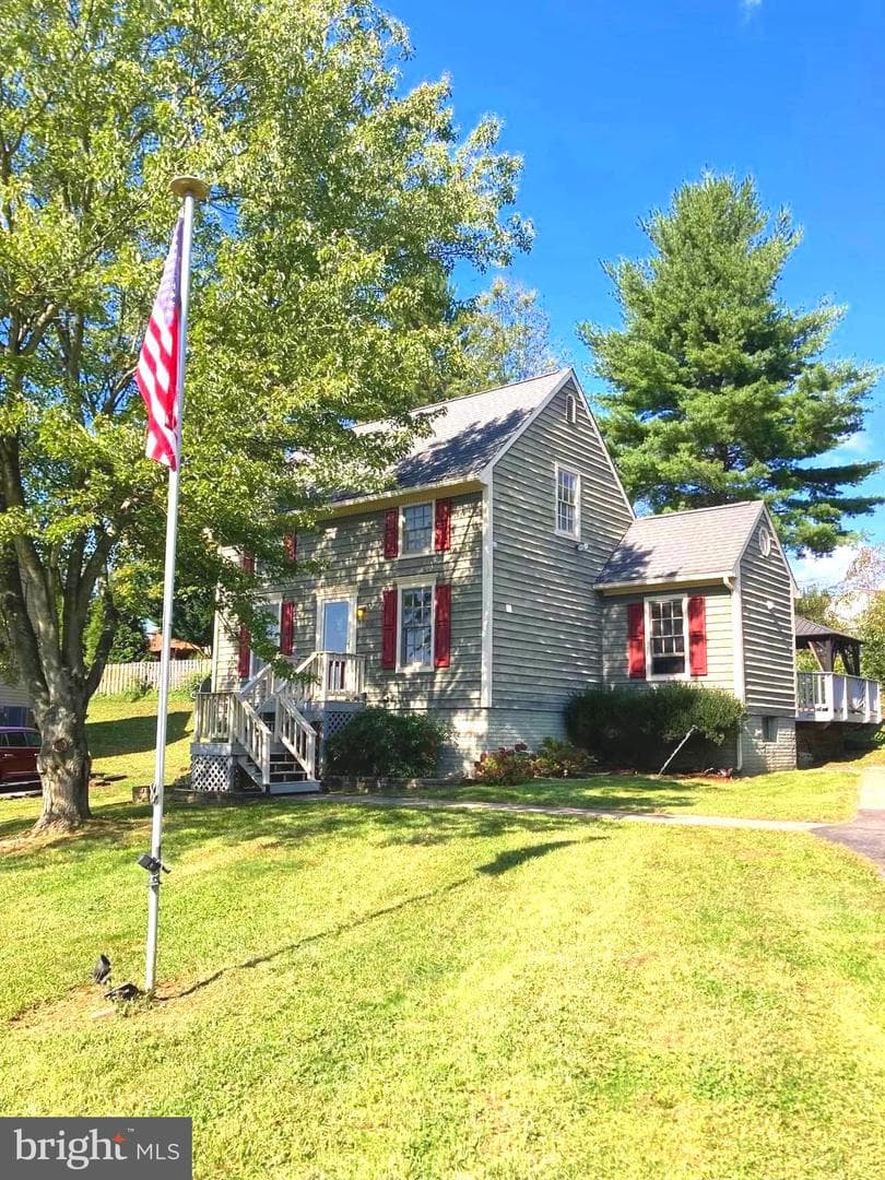 1598 Wise Court photo 1