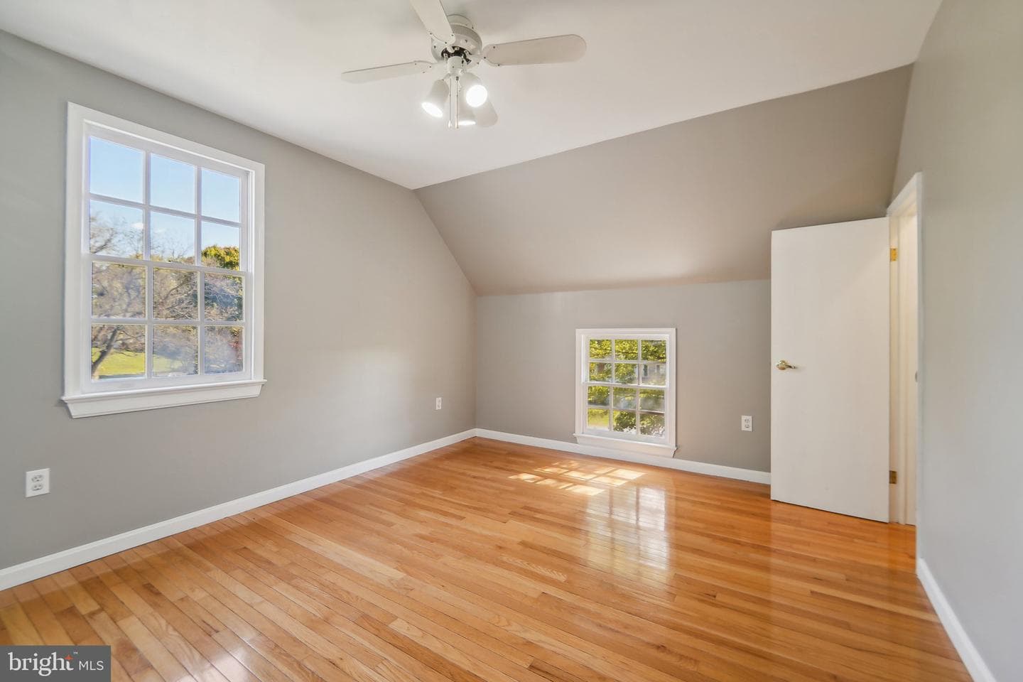 1598 Wise Court photo 14