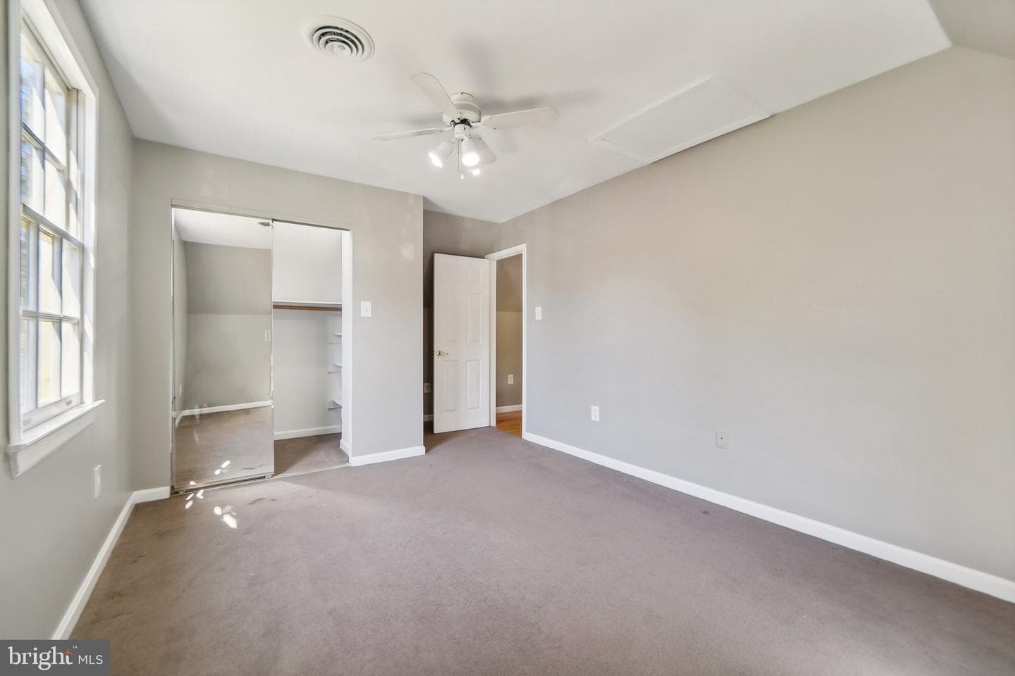 1598 Wise Court photo 17