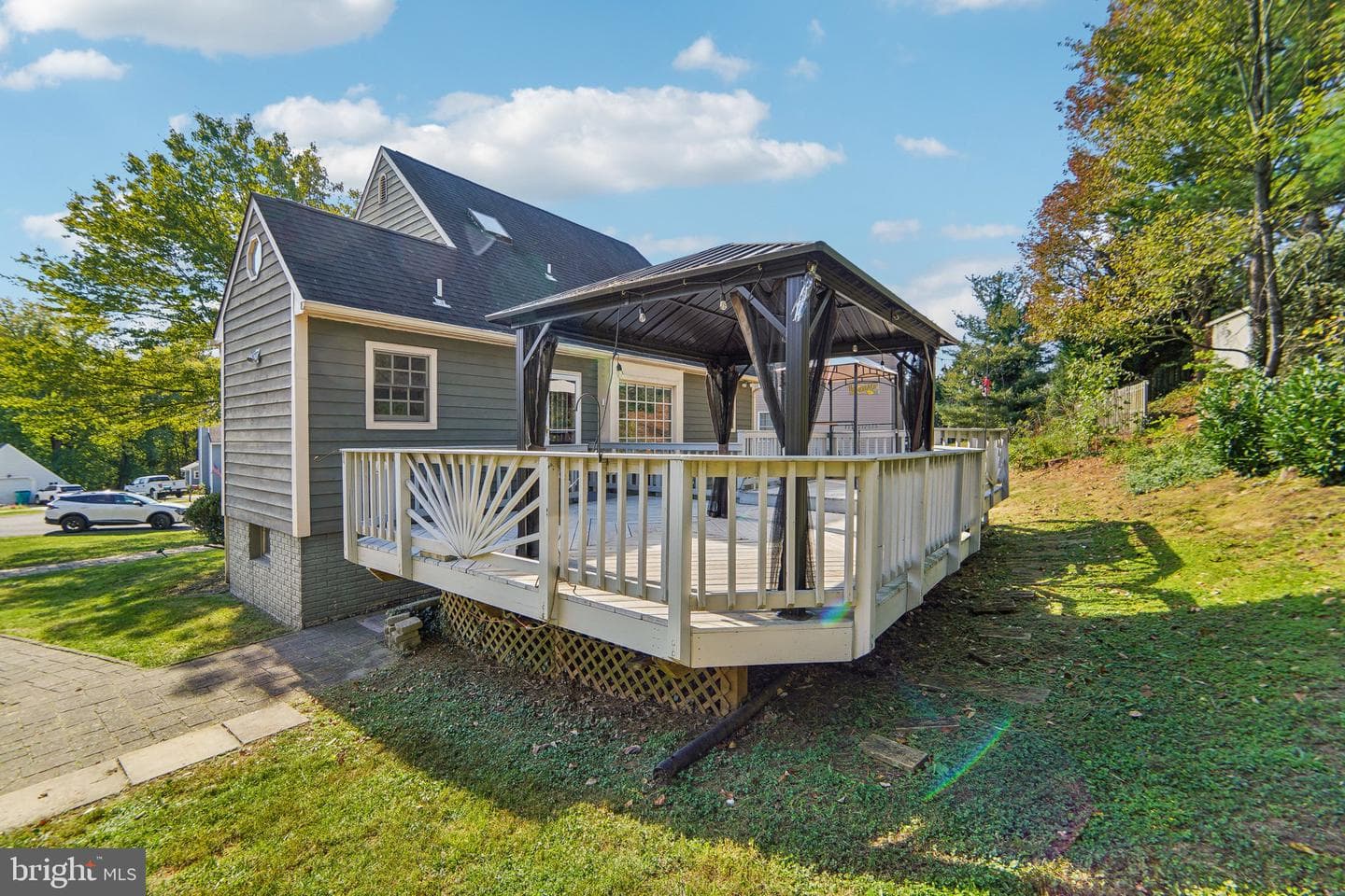 1598 Wise Court photo 27