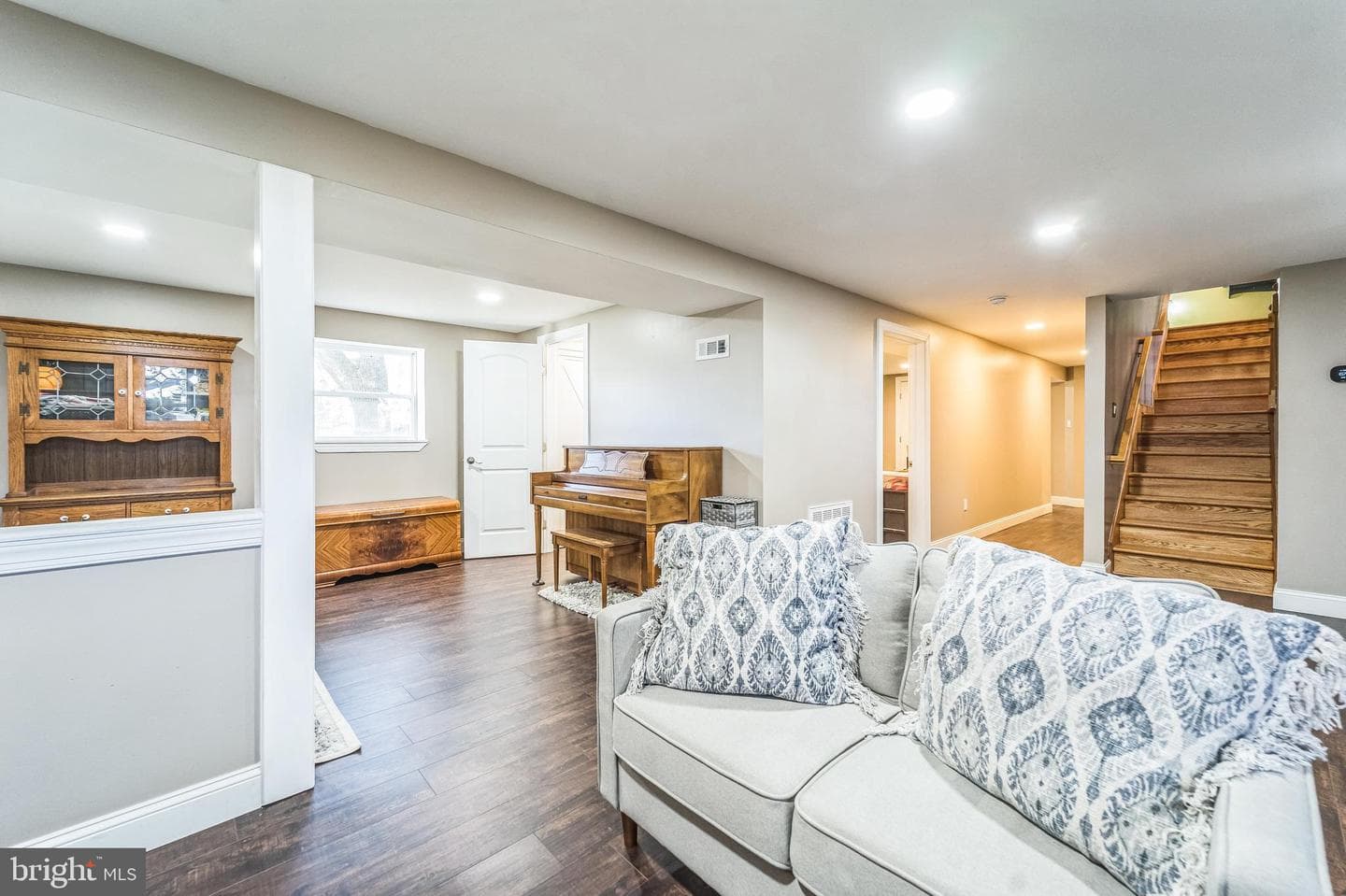 12813 Bunker Hill Road photo 24