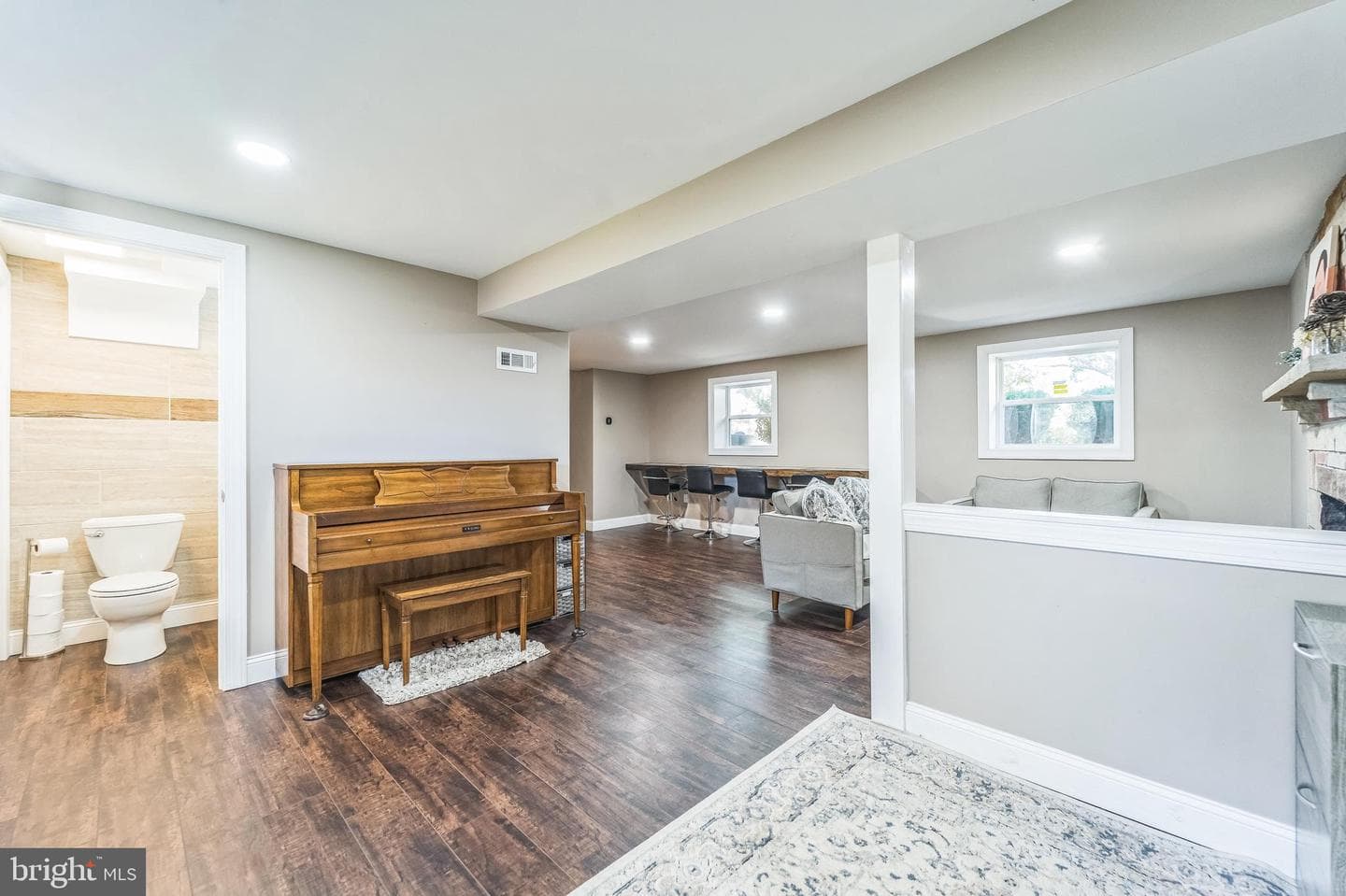 12813 Bunker Hill Road photo 25