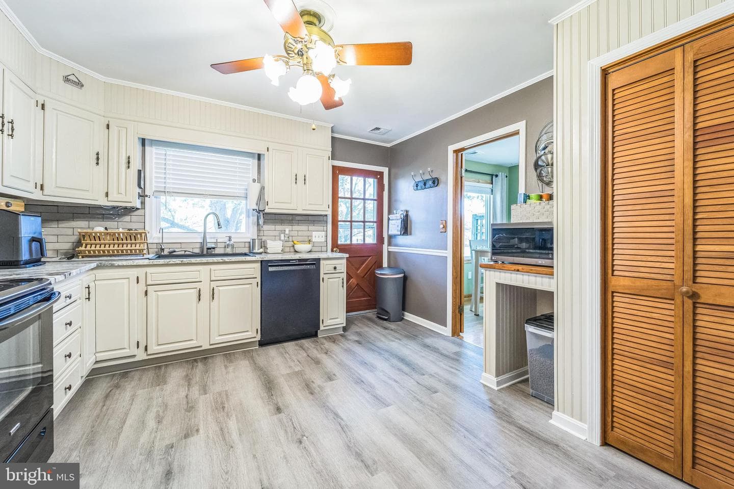 12813 Bunker Hill Road photo 8