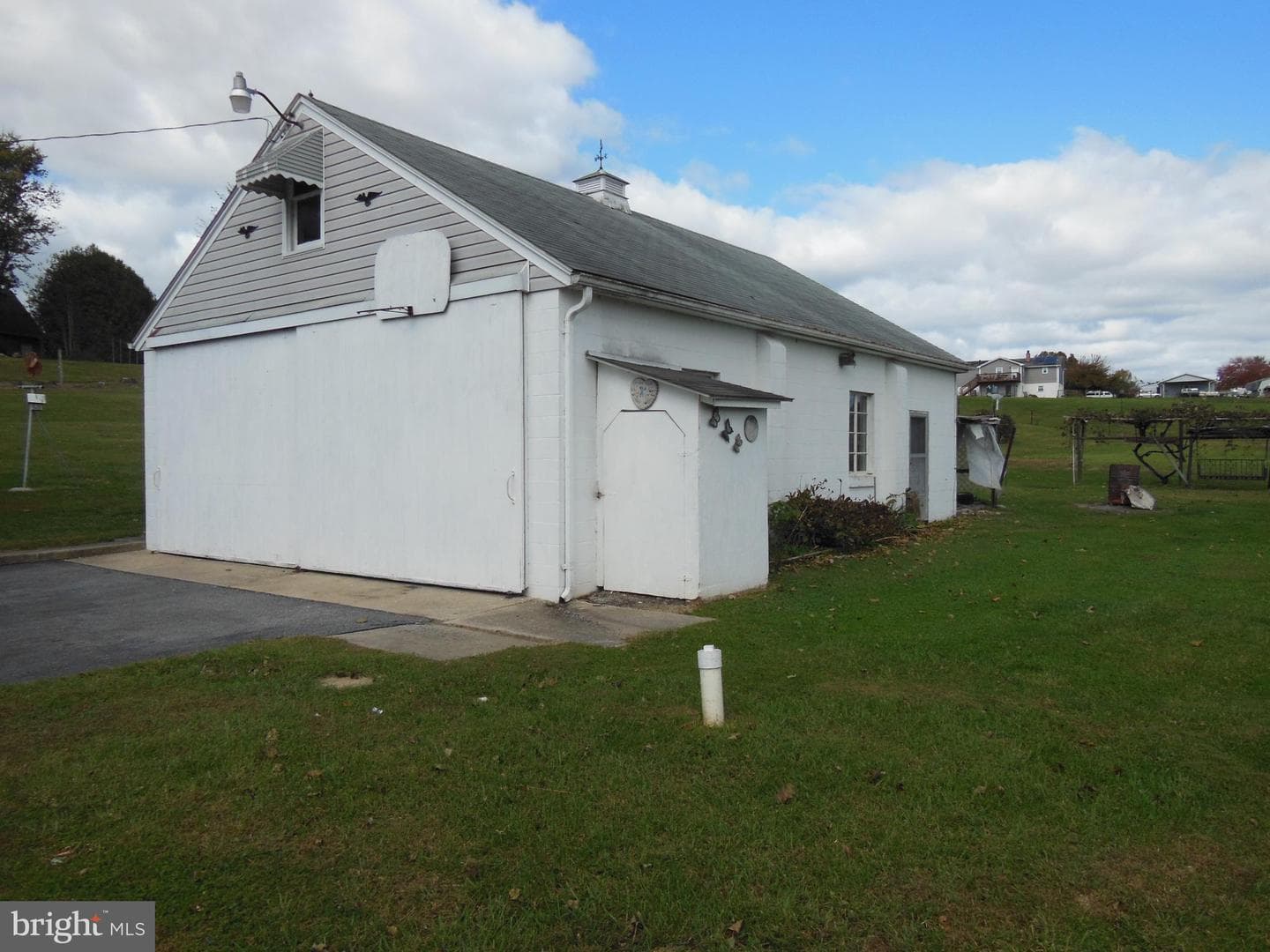 12902 Liberty Road photo 14
