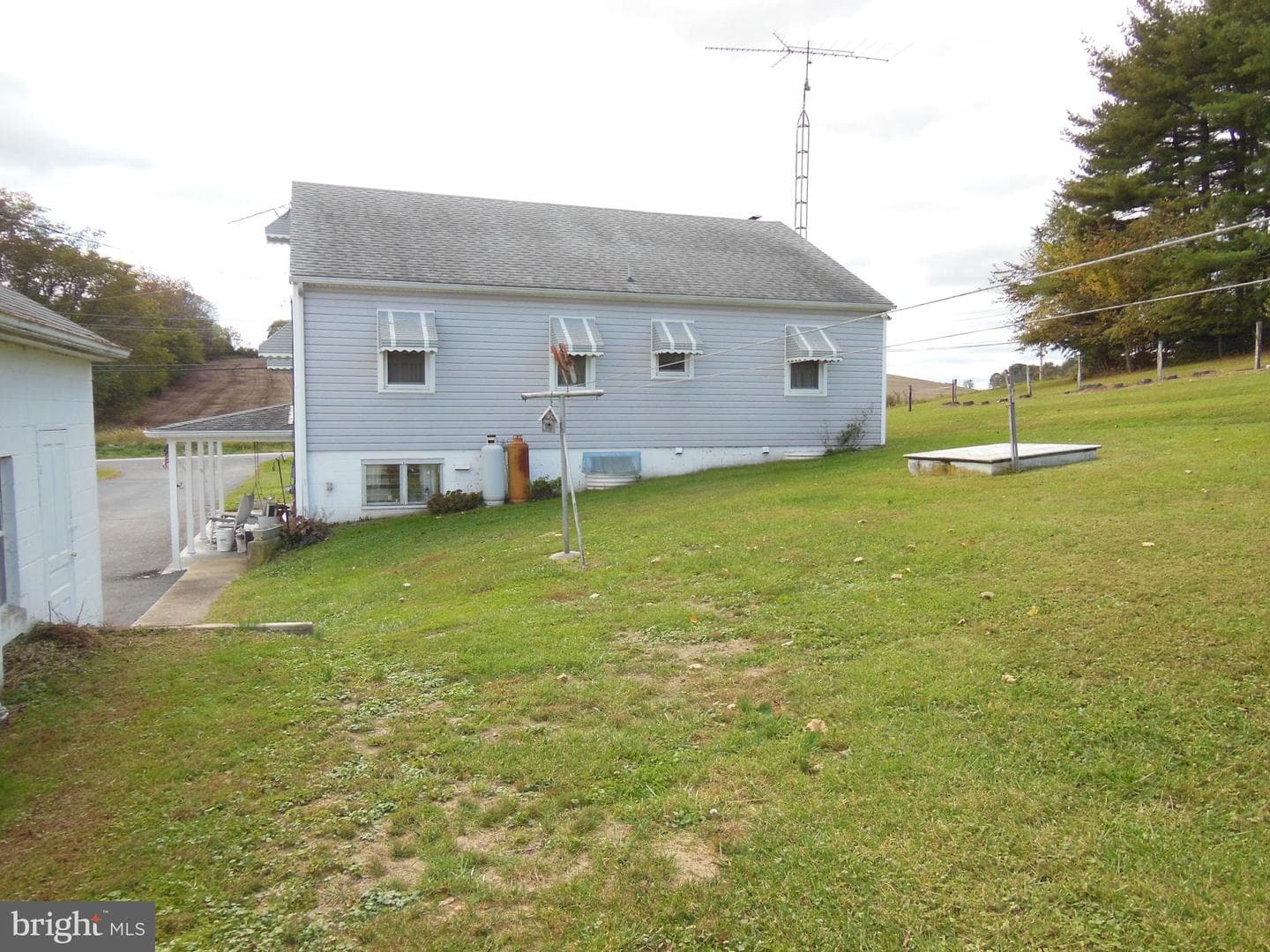 12902 Liberty Road photo 15