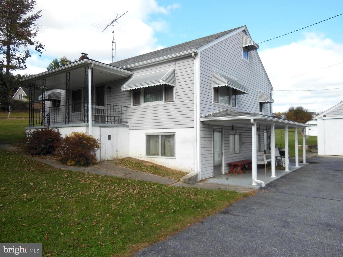 12902 Liberty Road photo 24