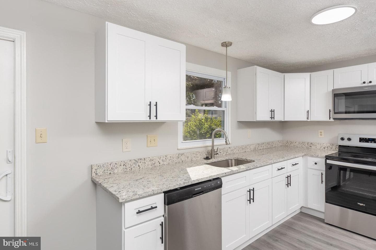 216 Cobble Way photo 6