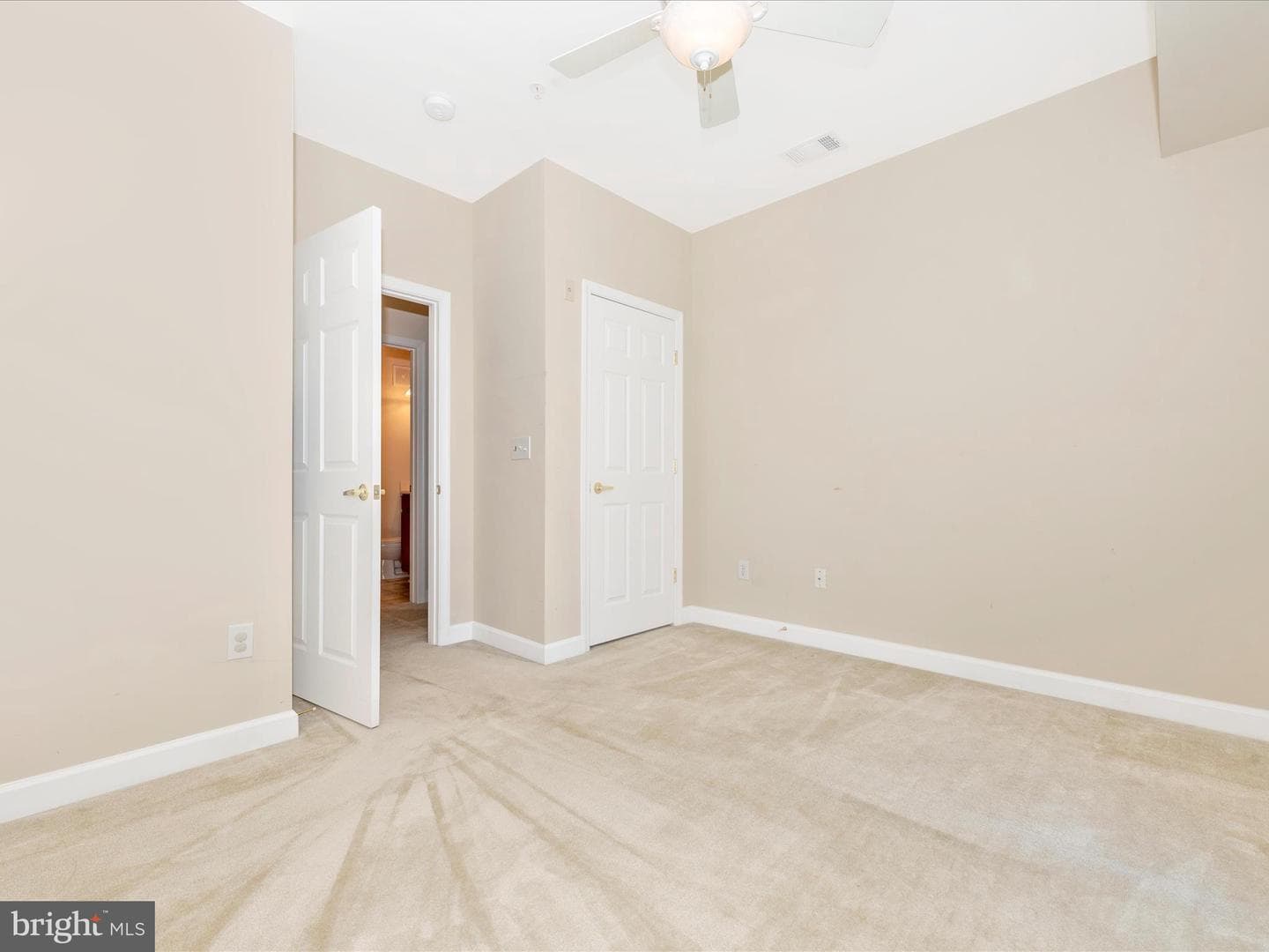 120 Burgess Hill Way #207 photo 38