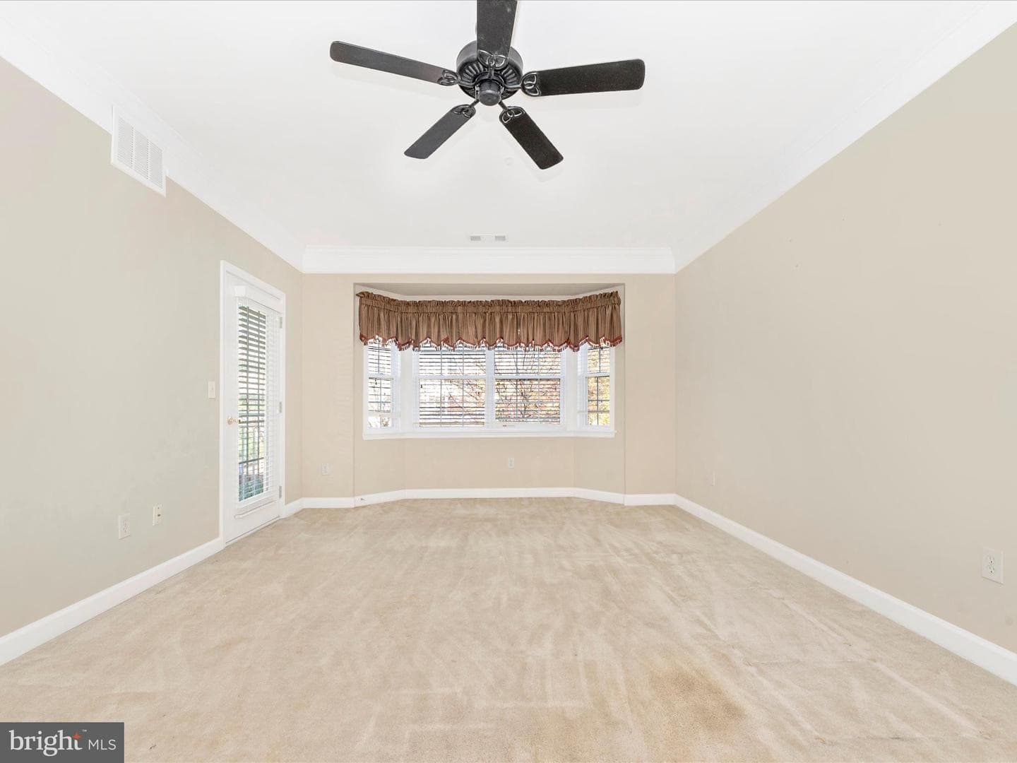 120 Burgess Hill Way #207 photo 6