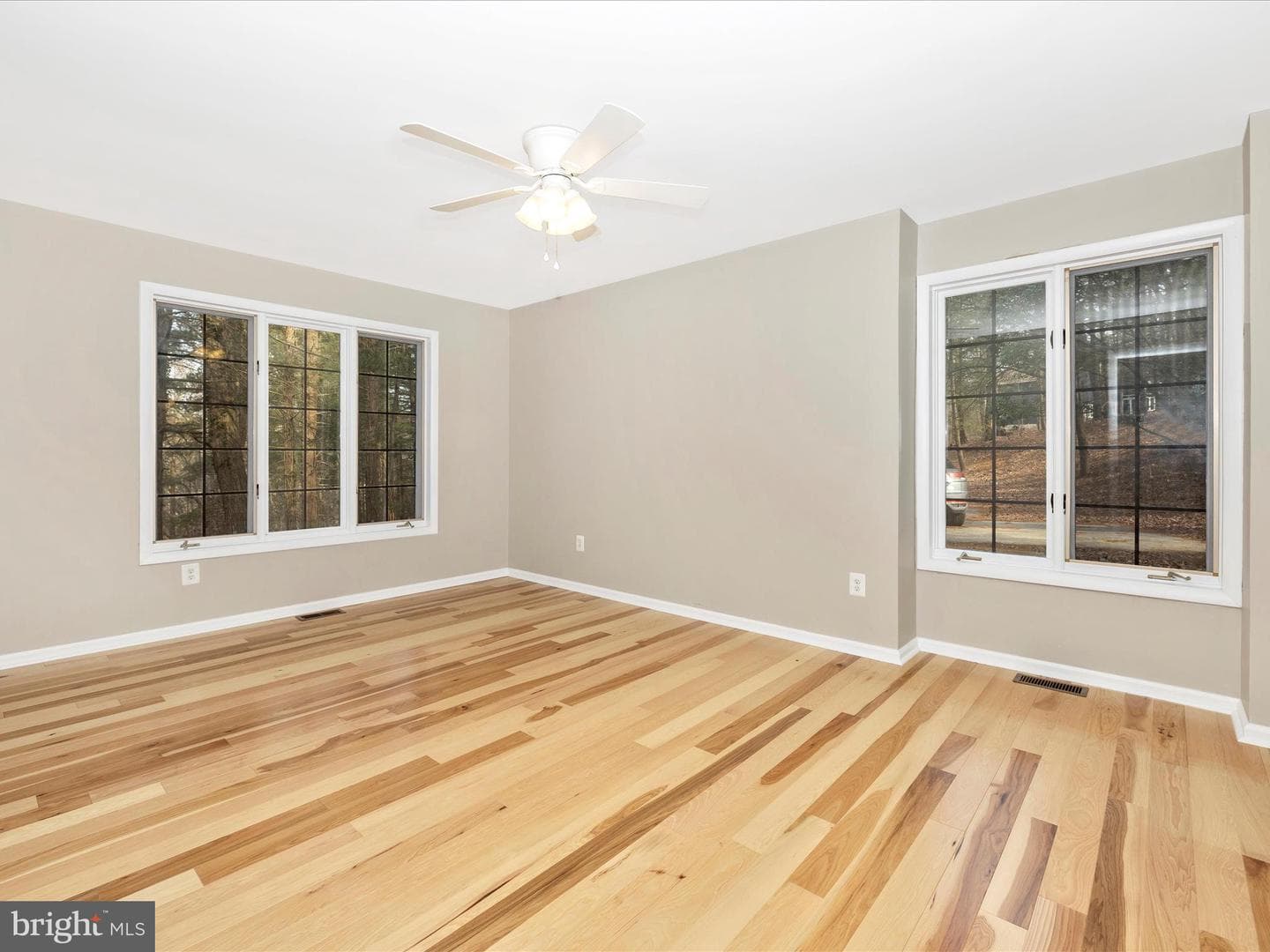 7407 Woodville photo 18