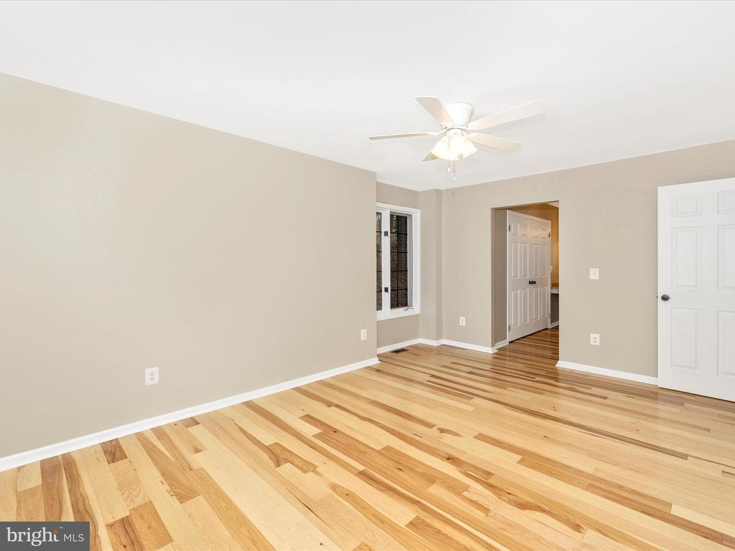7407 Woodville photo 21