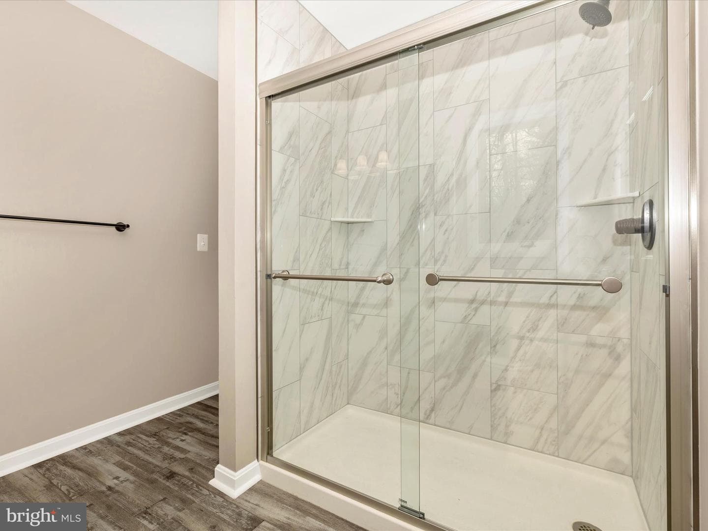 7407 Woodville photo 23