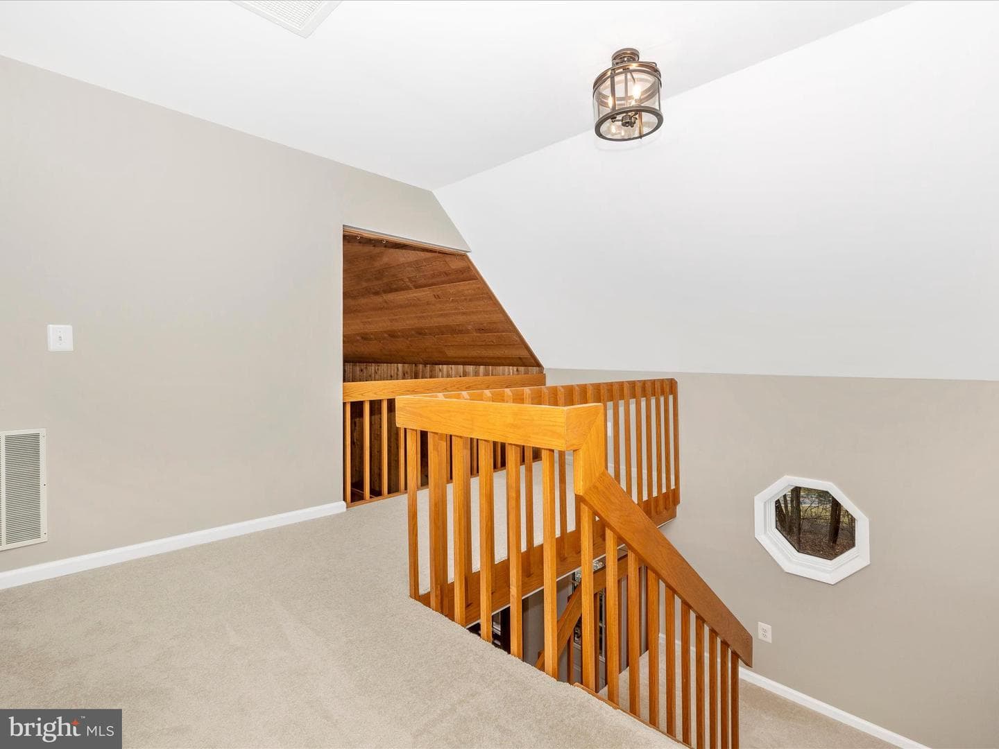7407 Woodville photo 24