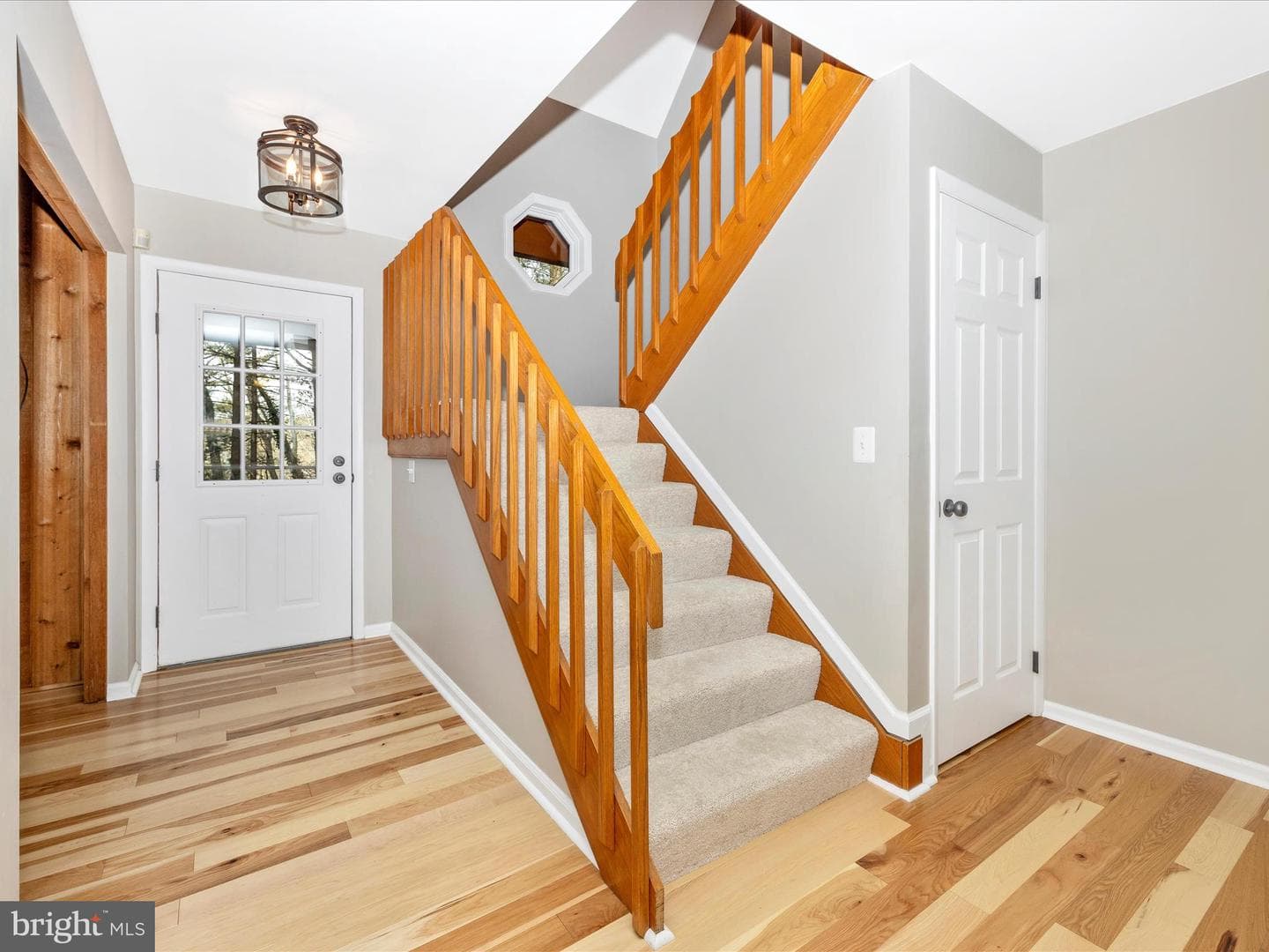 7407 Woodville photo 4
