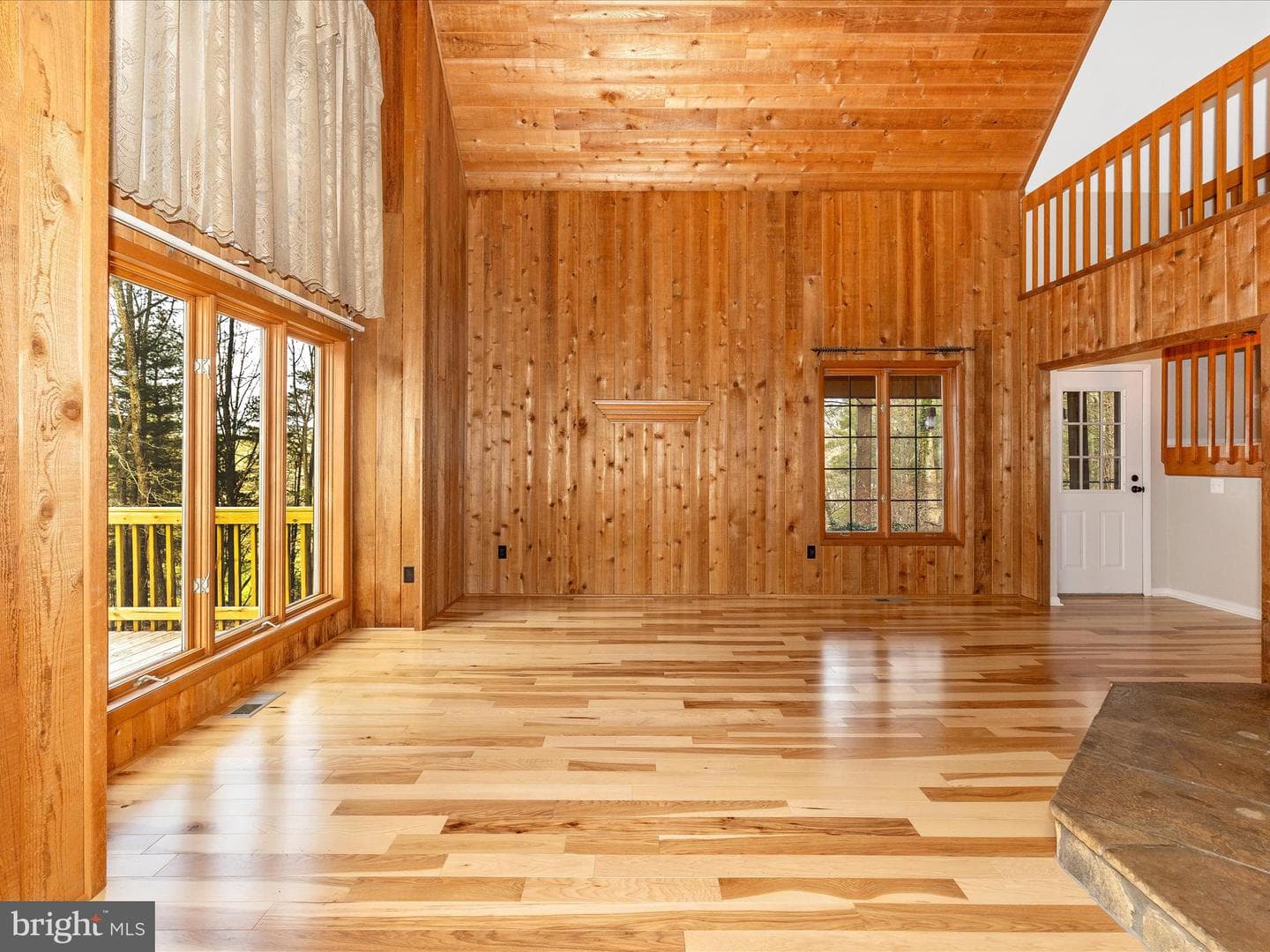 7407 Woodville photo 8
