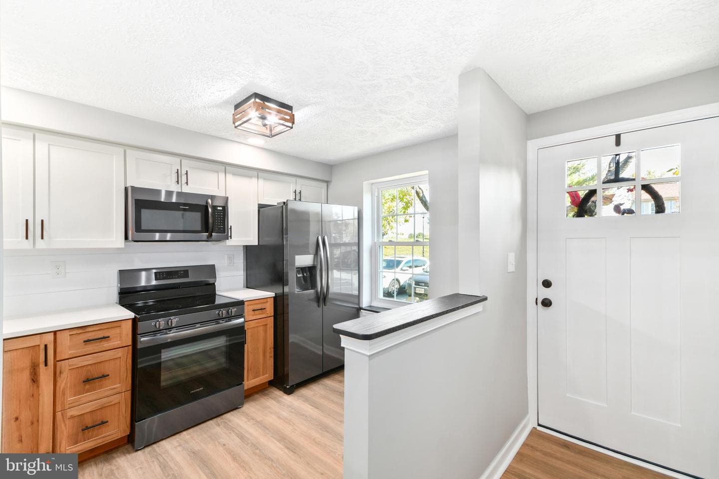 5820 Drawbridge Court photo 14