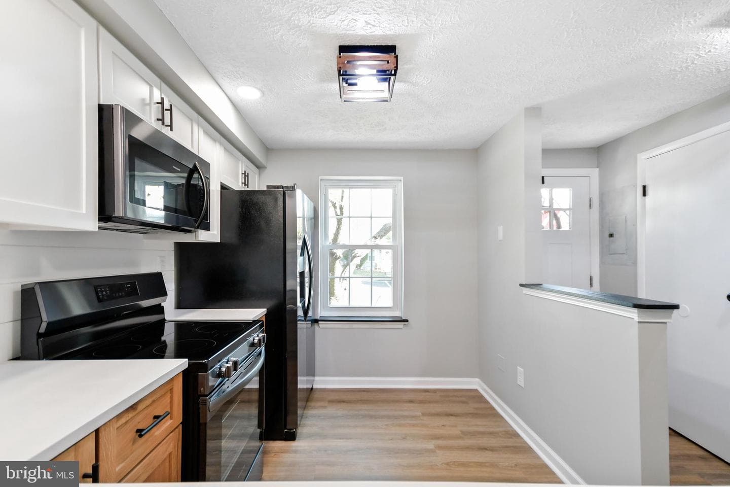 5820 Drawbridge Court photo 16