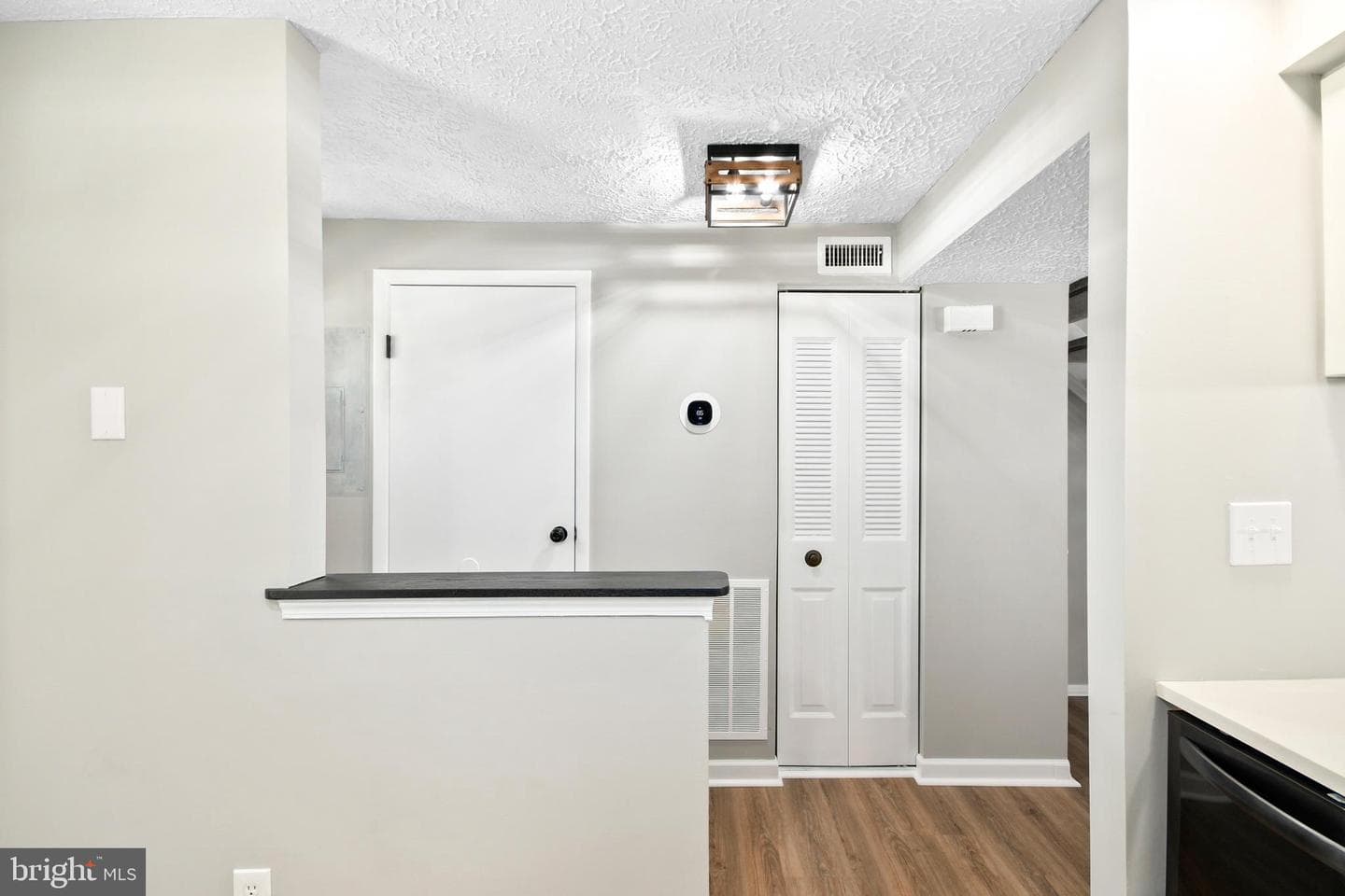 5820 Drawbridge Court photo 18