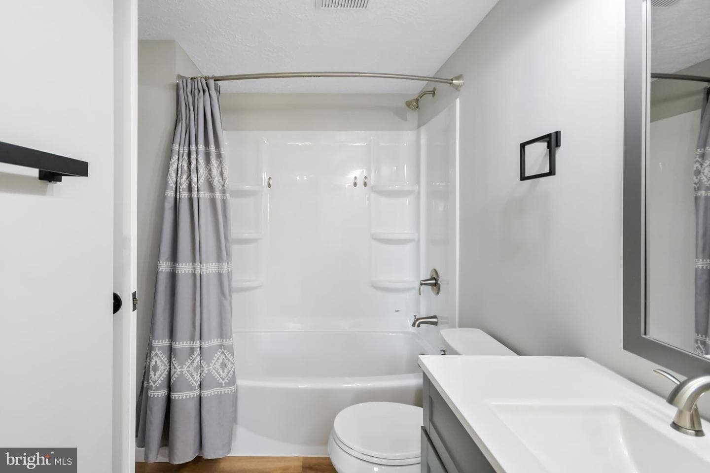 5820 Drawbridge Court photo 36