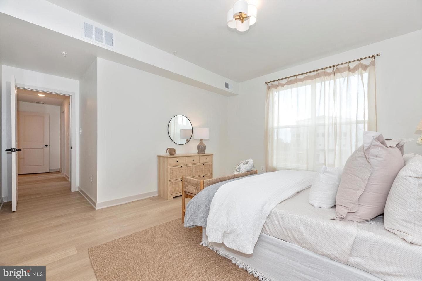 1622 Blacksmith Way Unit B photo 18