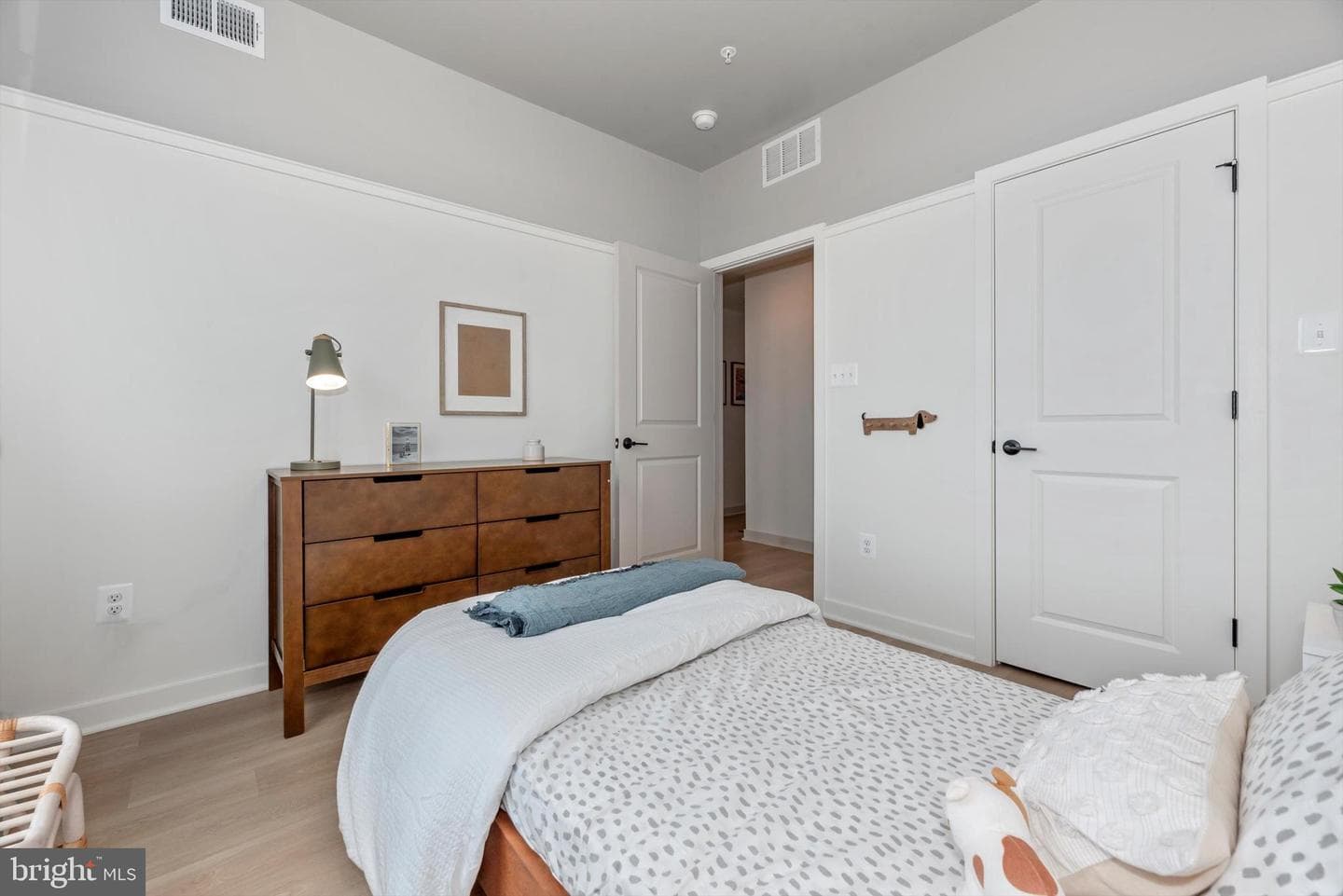 1622 Blacksmith Way Unit B photo 20