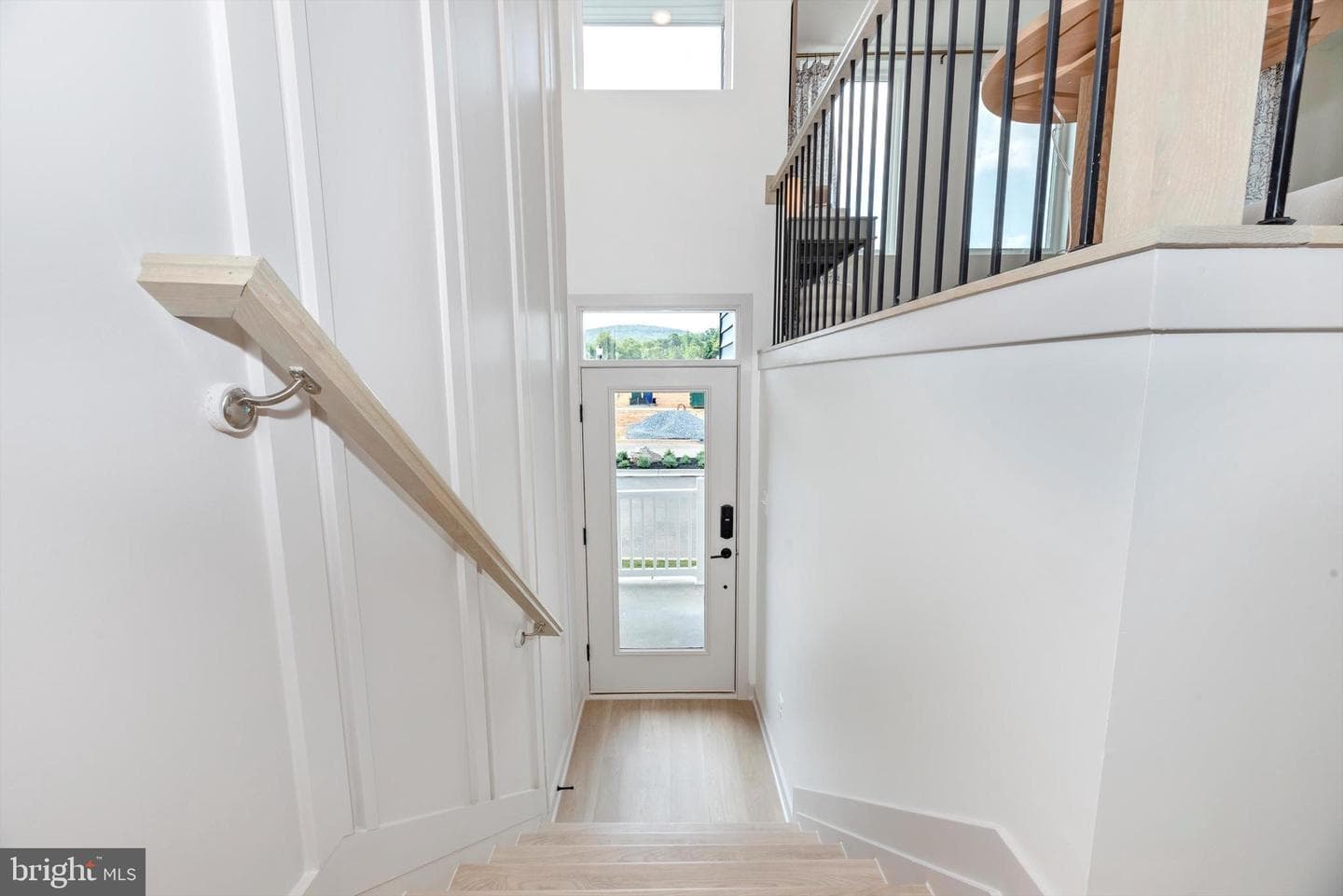 1622 Blacksmith Way Unit B photo 5