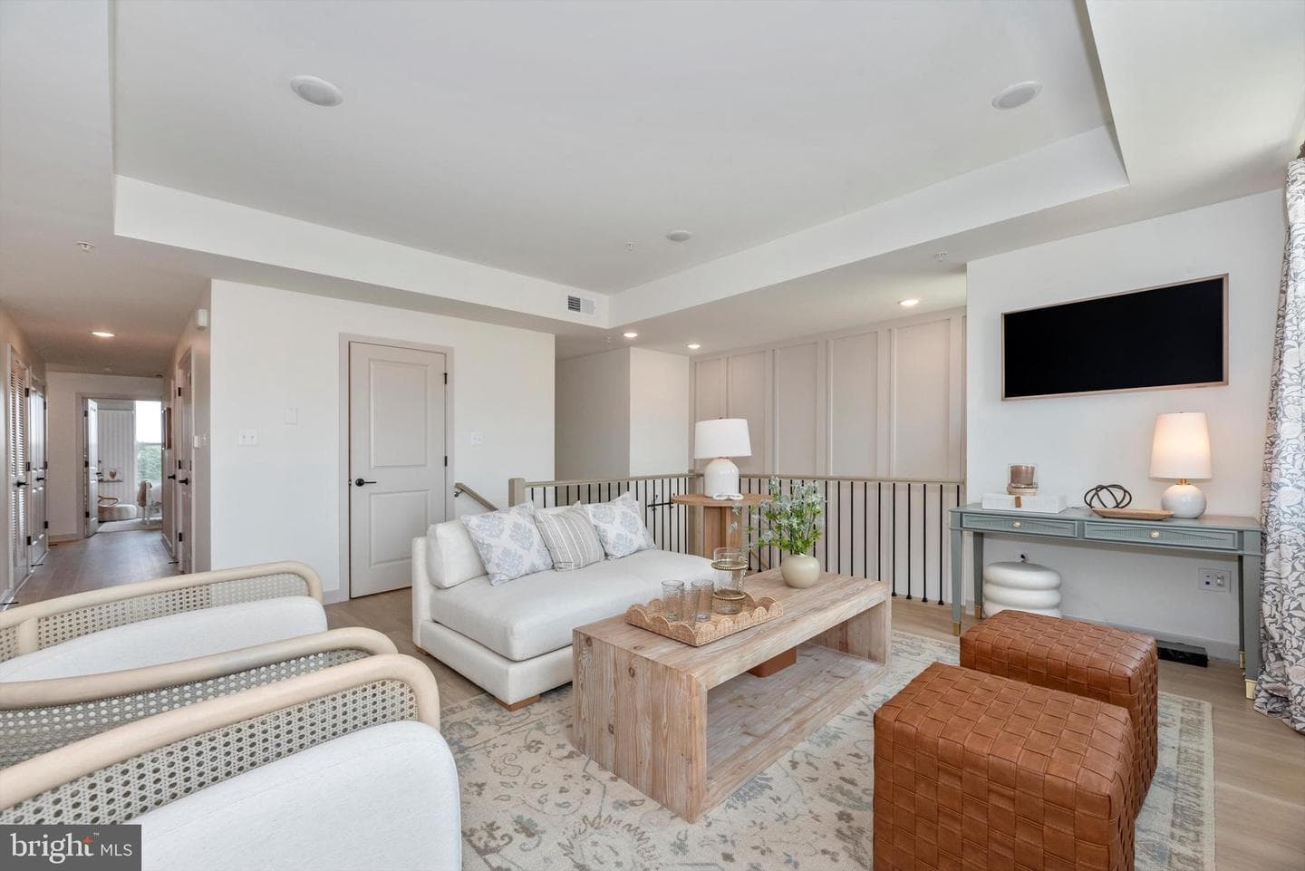 1622 Blacksmith Way Unit B photo 8