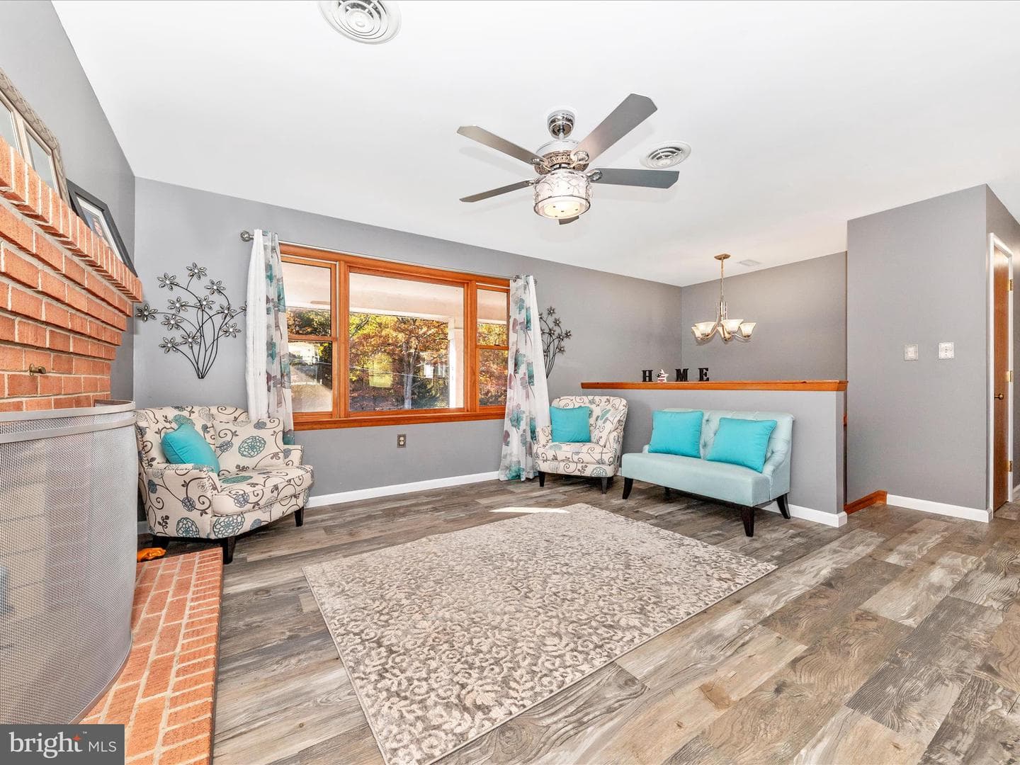 9242 Oak Tree Circle photo 4