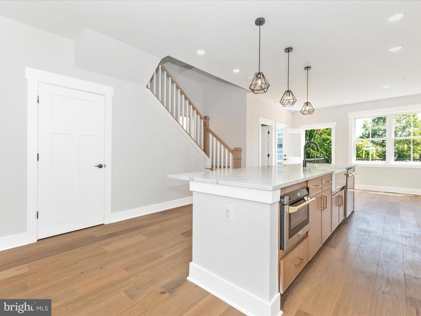 252 S Carroll Street photo 13