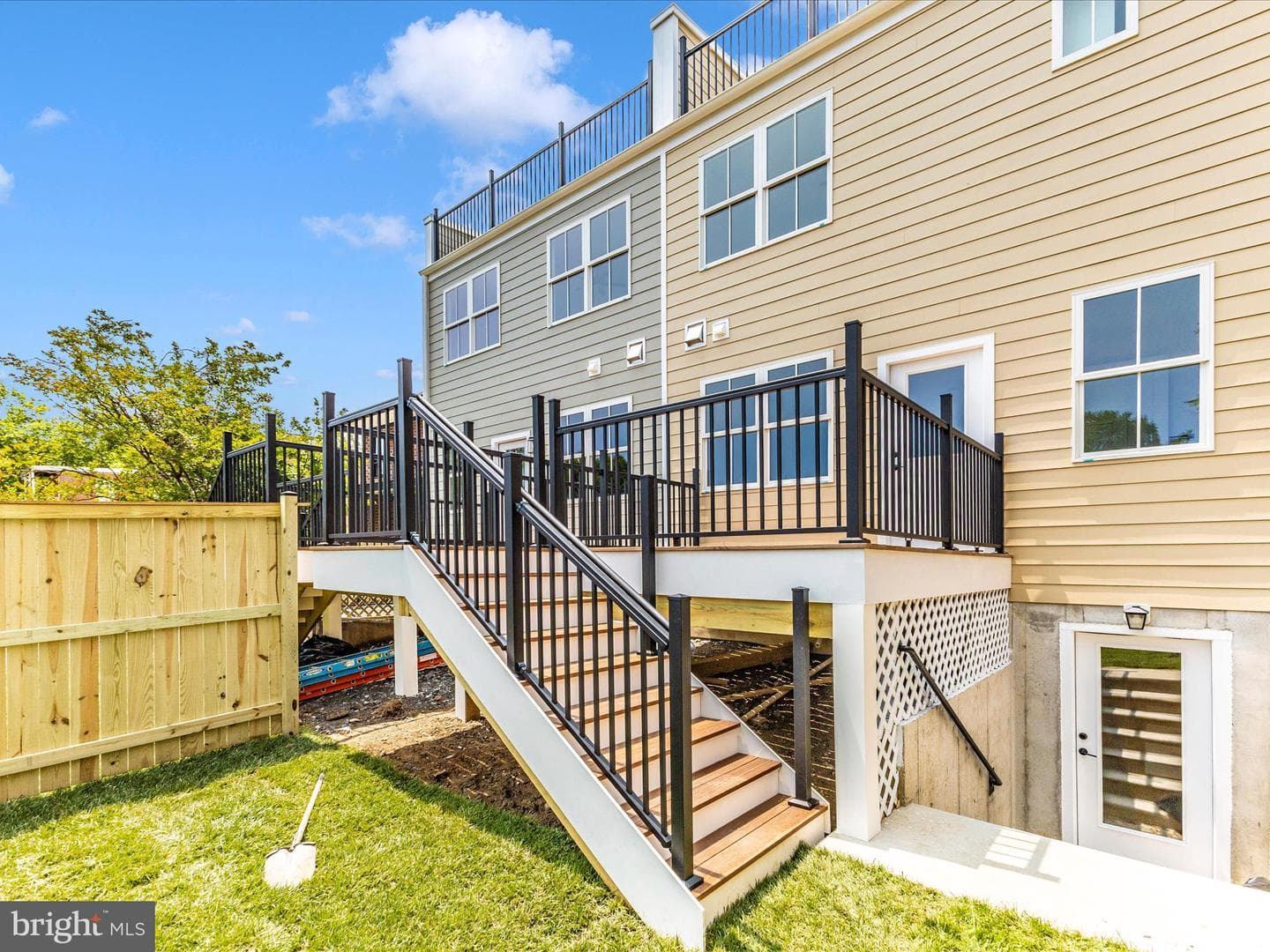 252 S Carroll Street photo 59