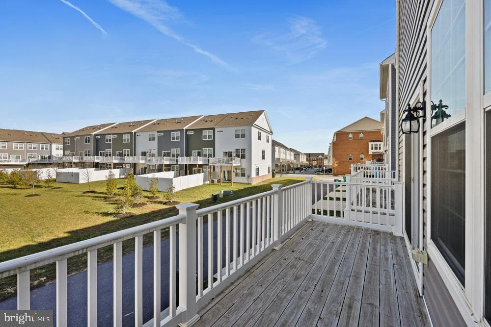 6982 Executive Way photo 21
