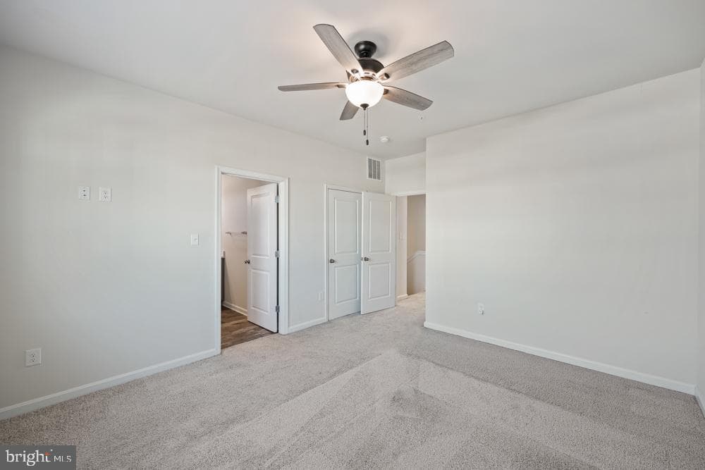 6982 Executive Way photo 24