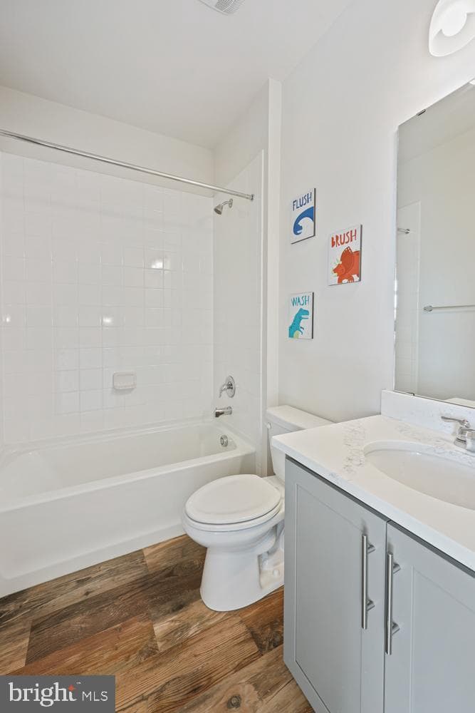 6982 Executive Way photo 33